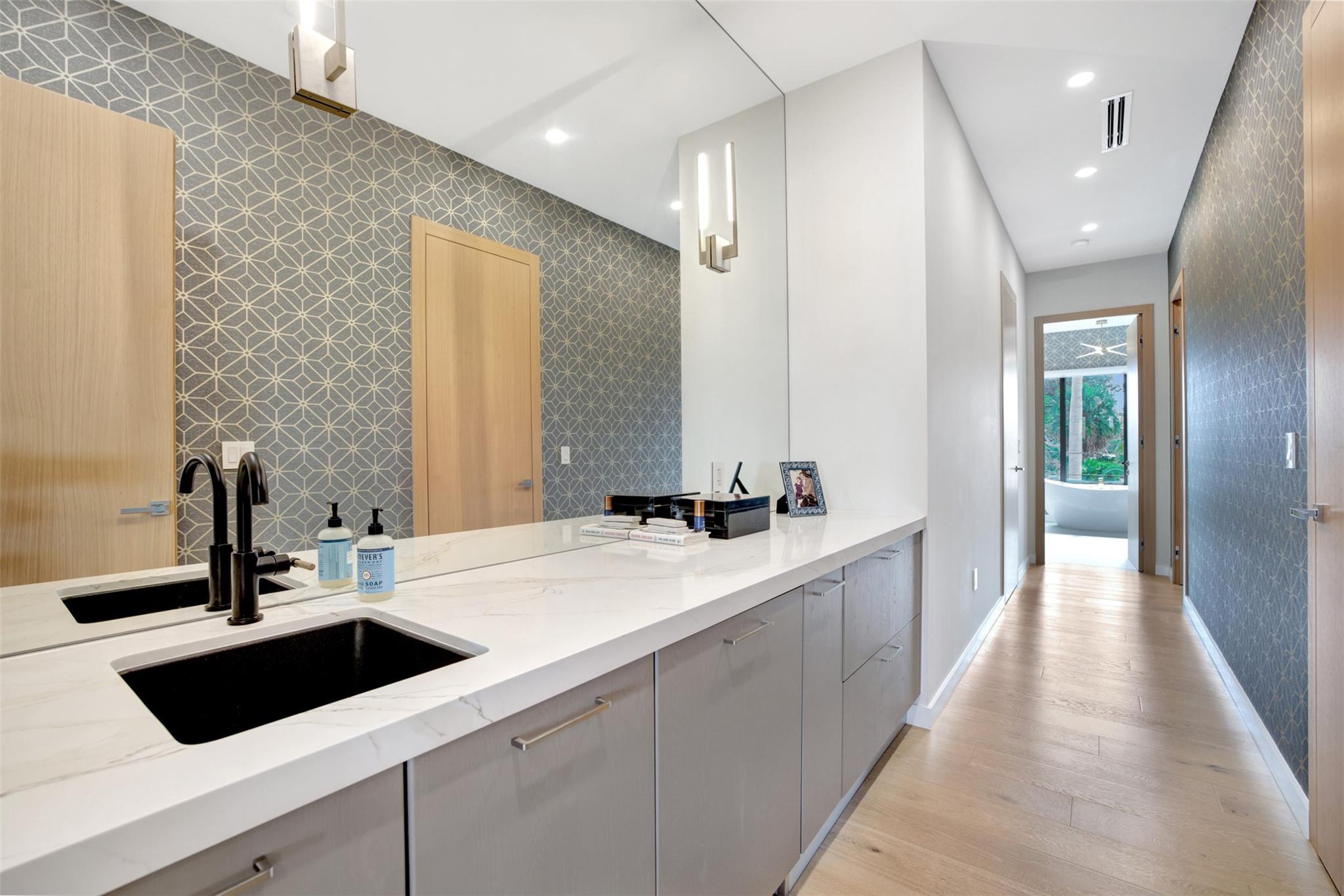 Coral Ridge - Residential