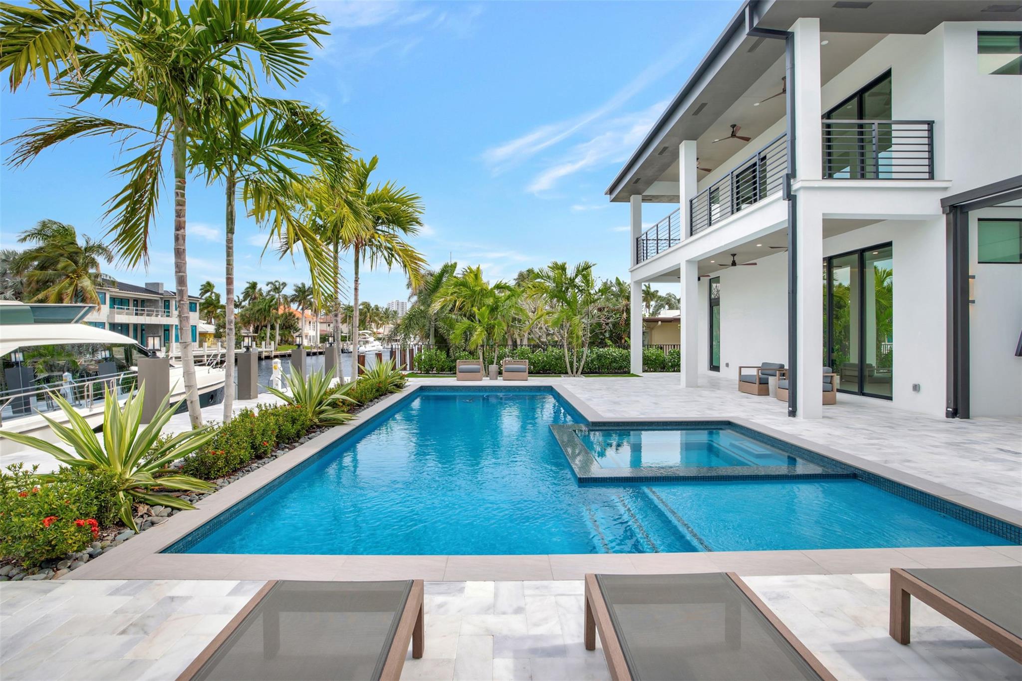 Coral Ridge - Residential