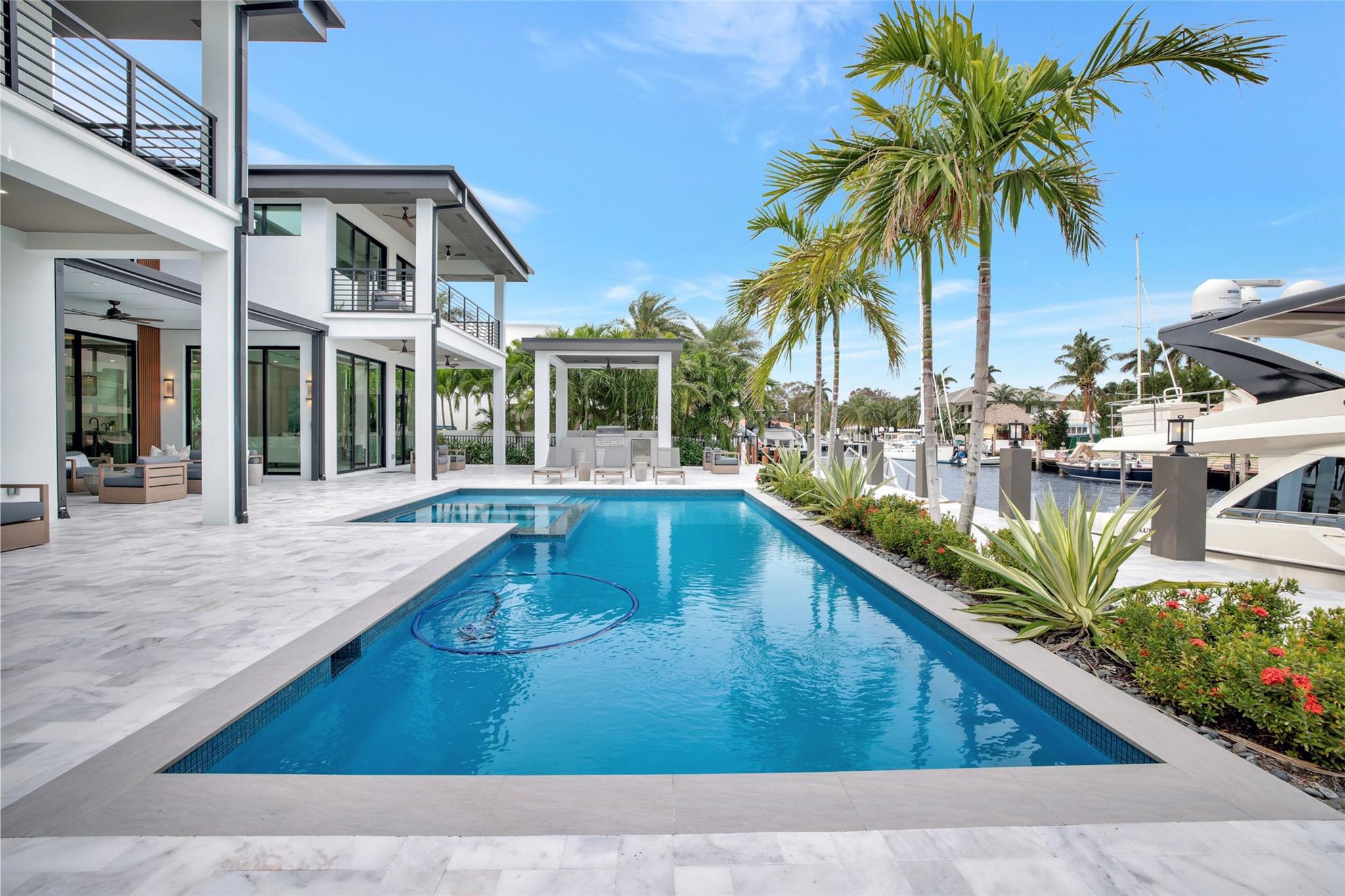 Coral Ridge - Residential