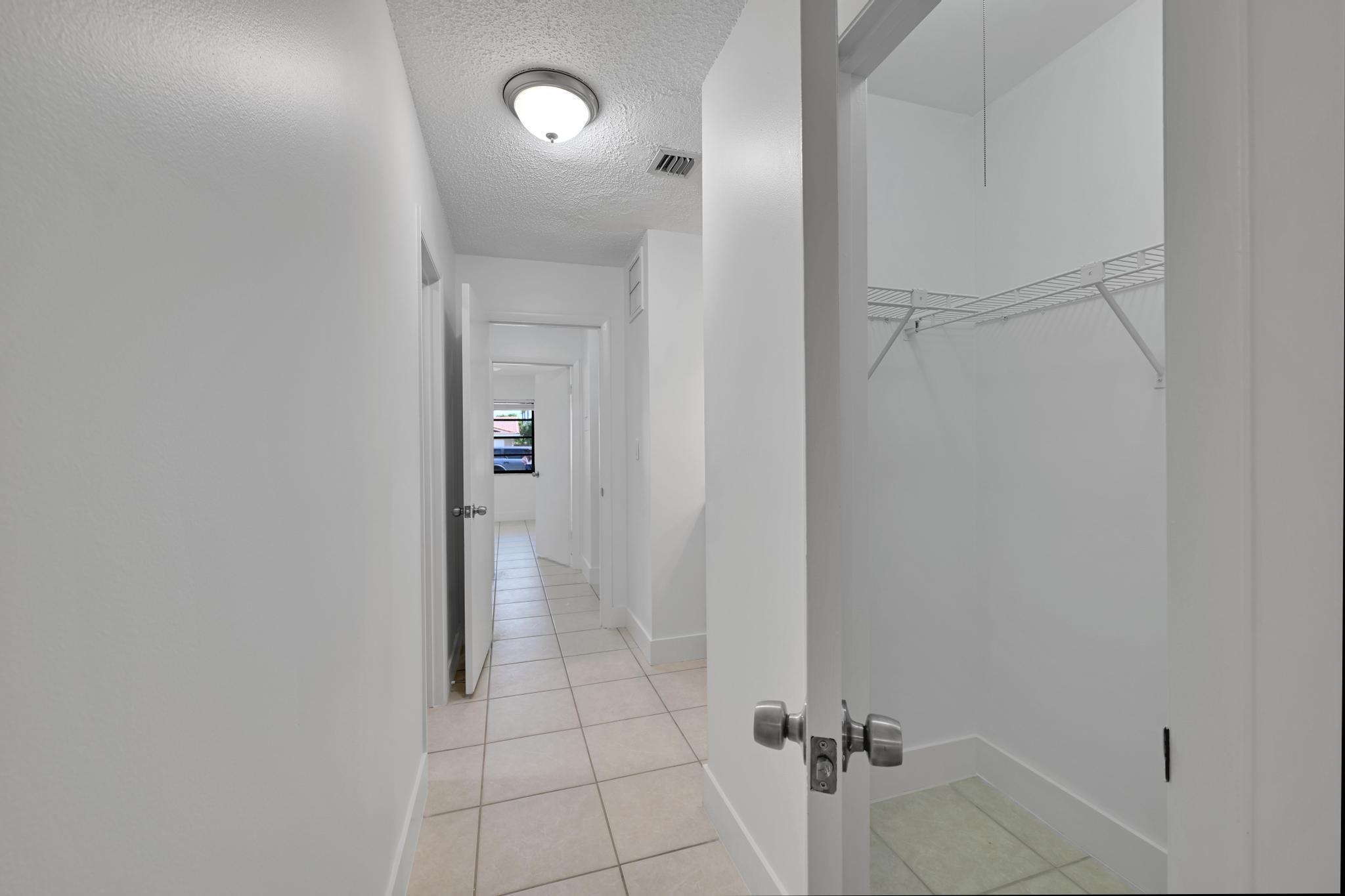 VILLA RICA - Residential Lease