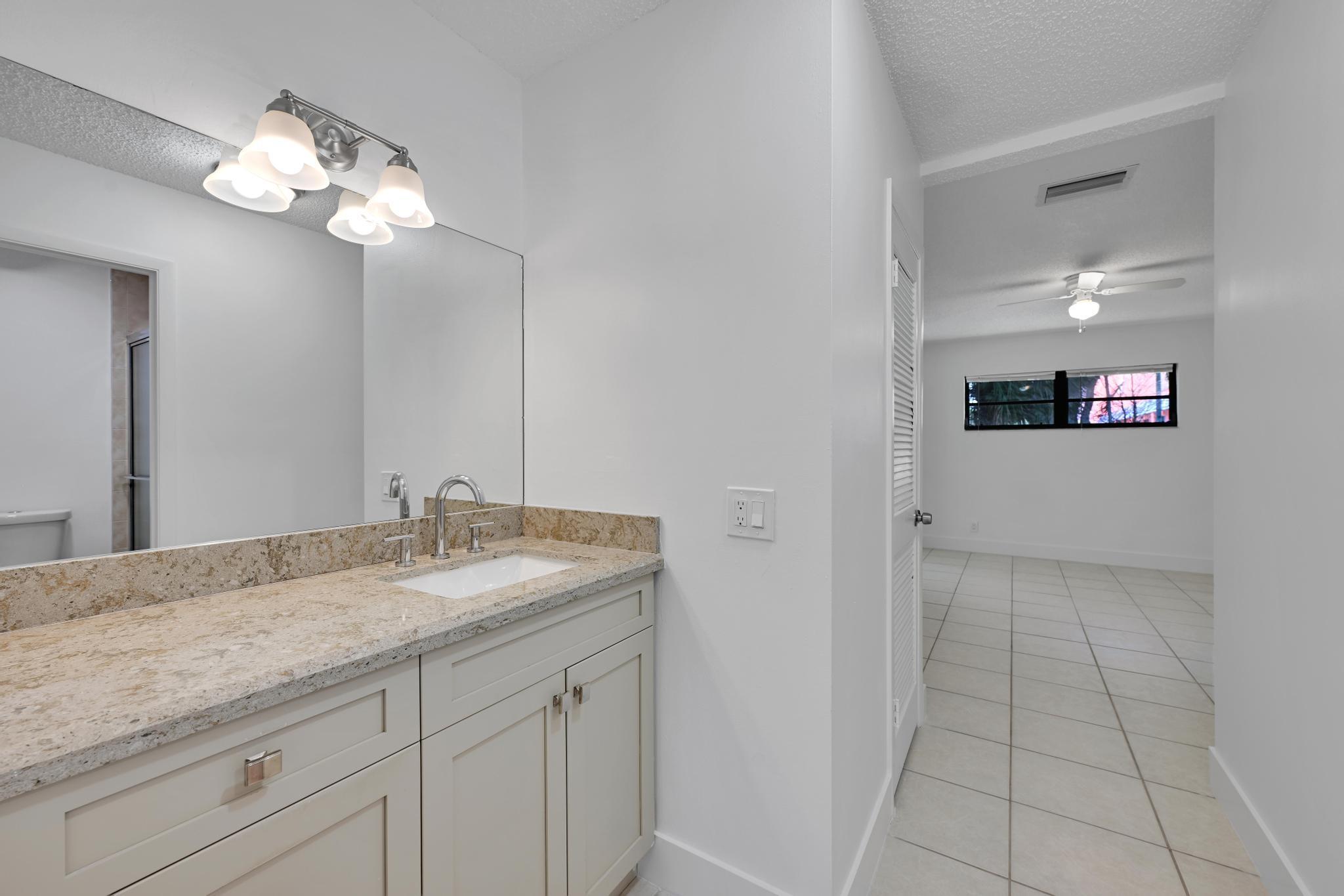 VILLA RICA - Residential Lease