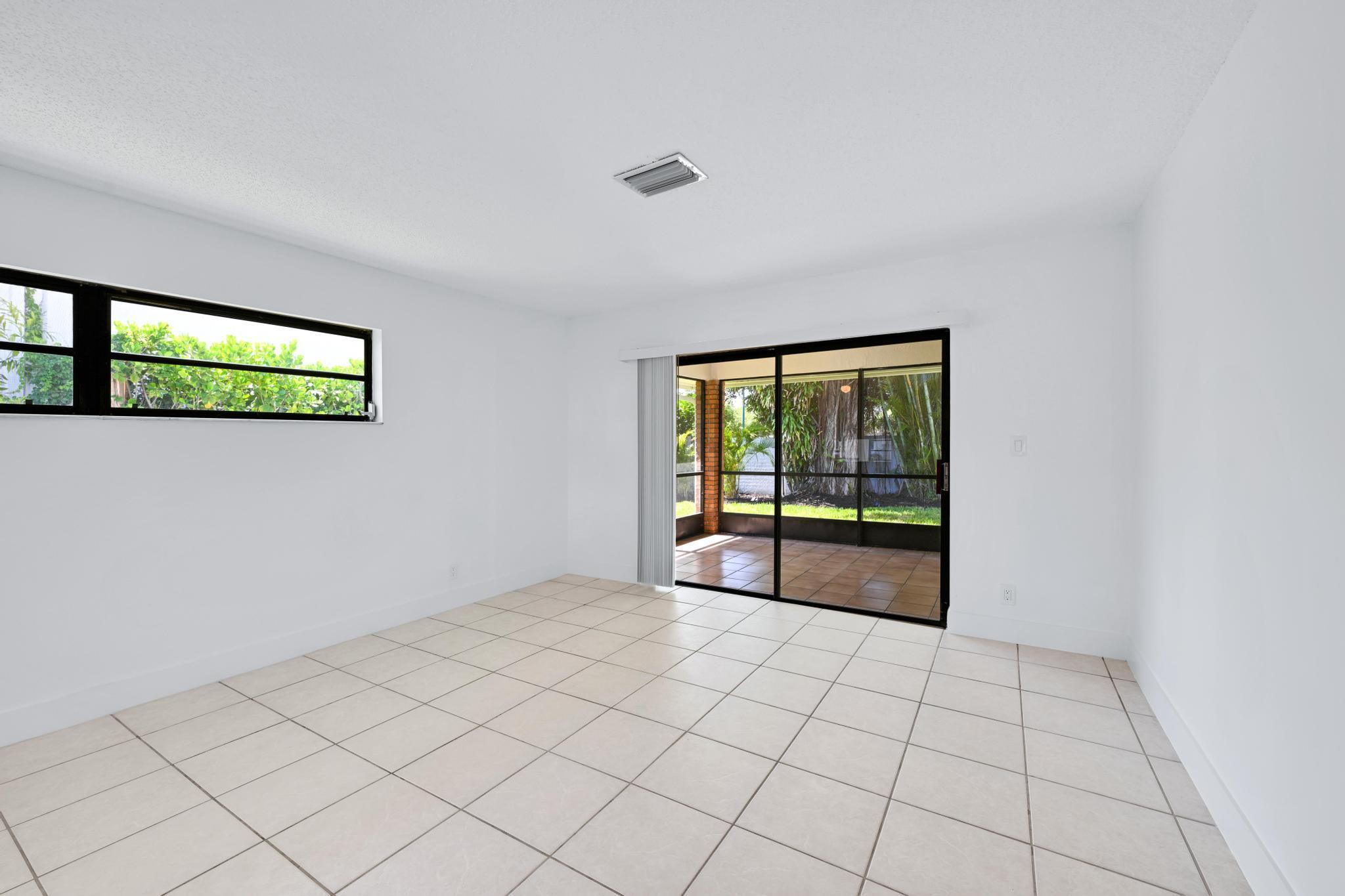 VILLA RICA - Residential Lease