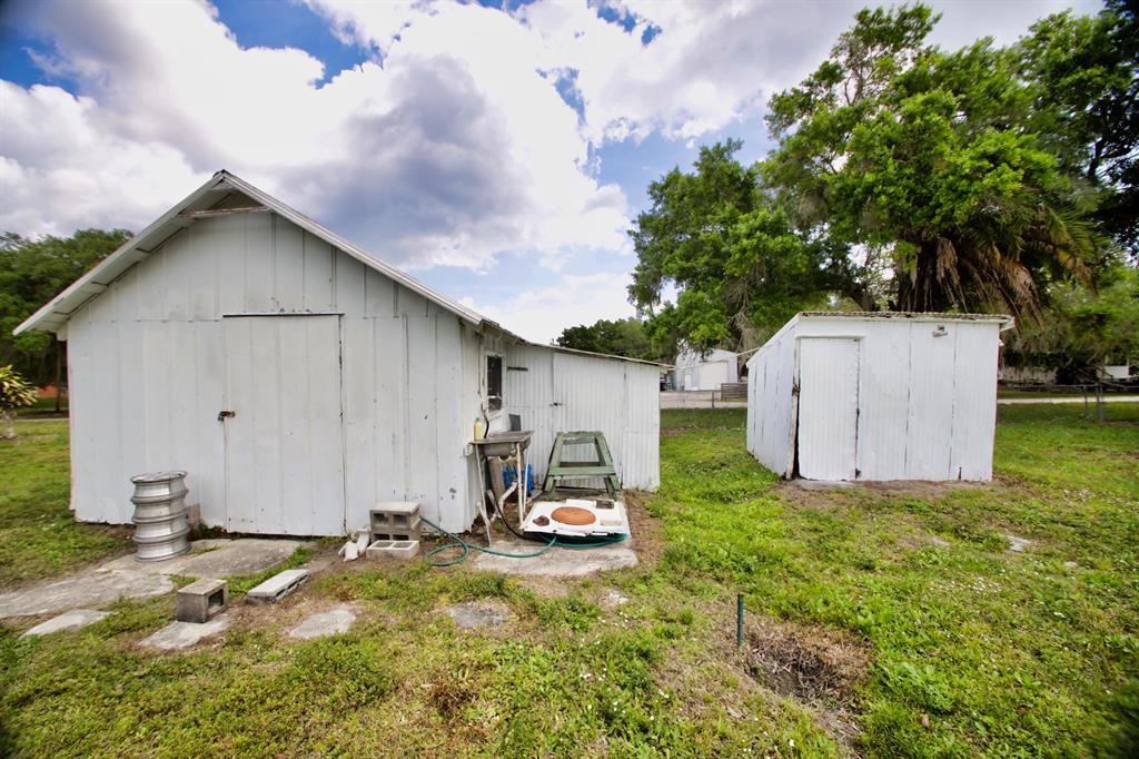 TOWN OF FELLSMERE - Residential