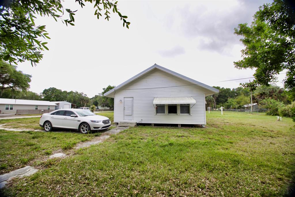 TOWN OF FELLSMERE - Residential
