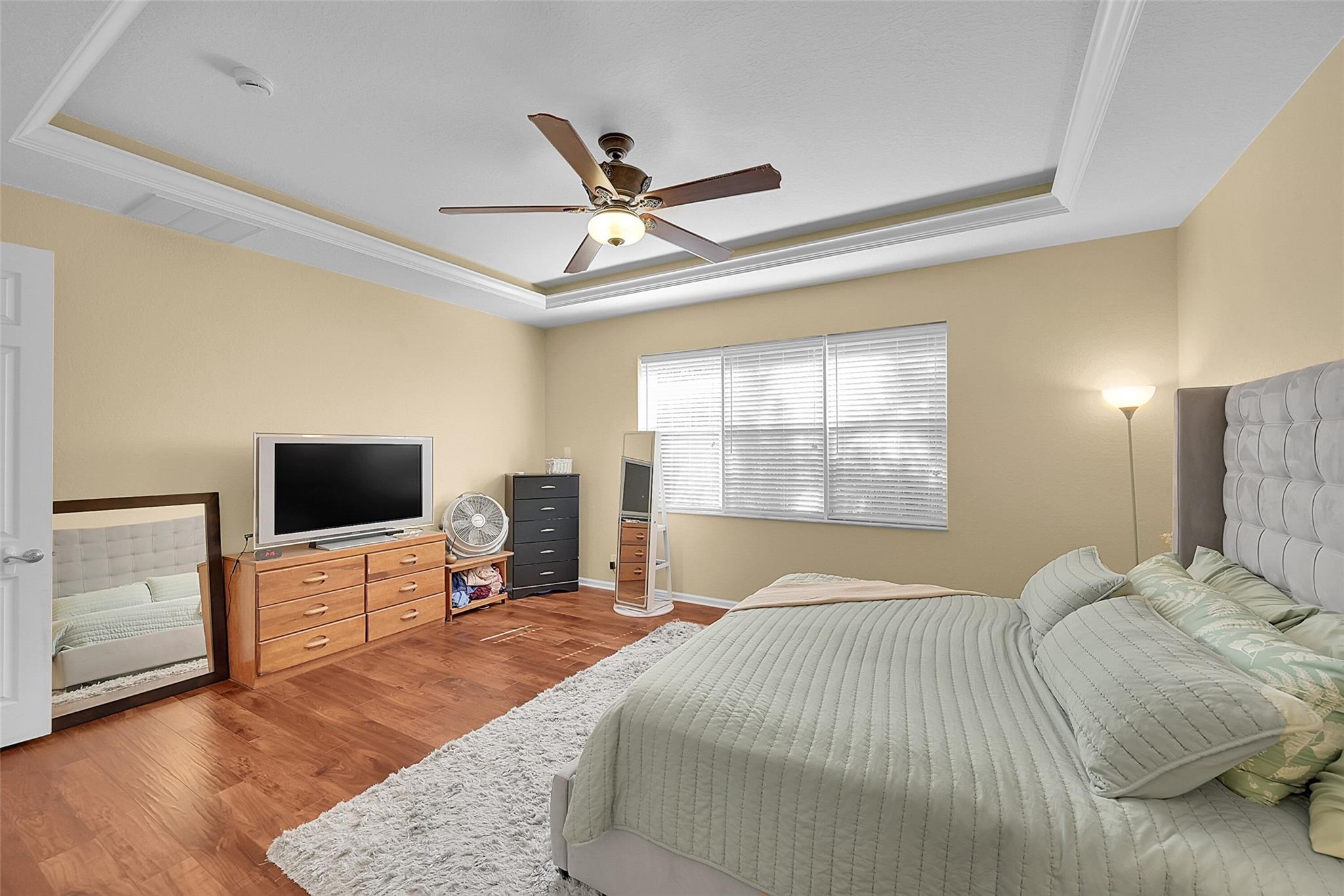 KNOLLWOOD - Residential