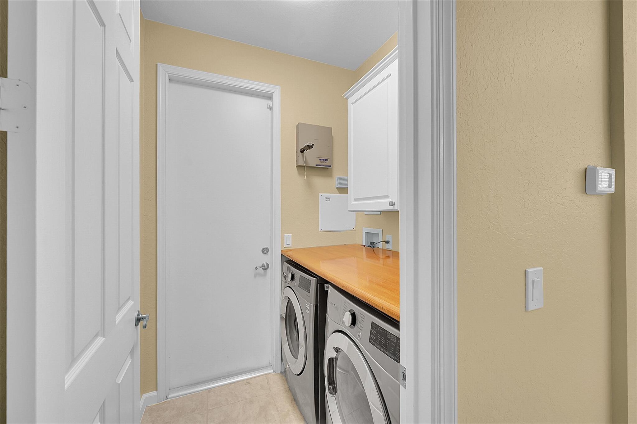 KNOLLWOOD - Residential