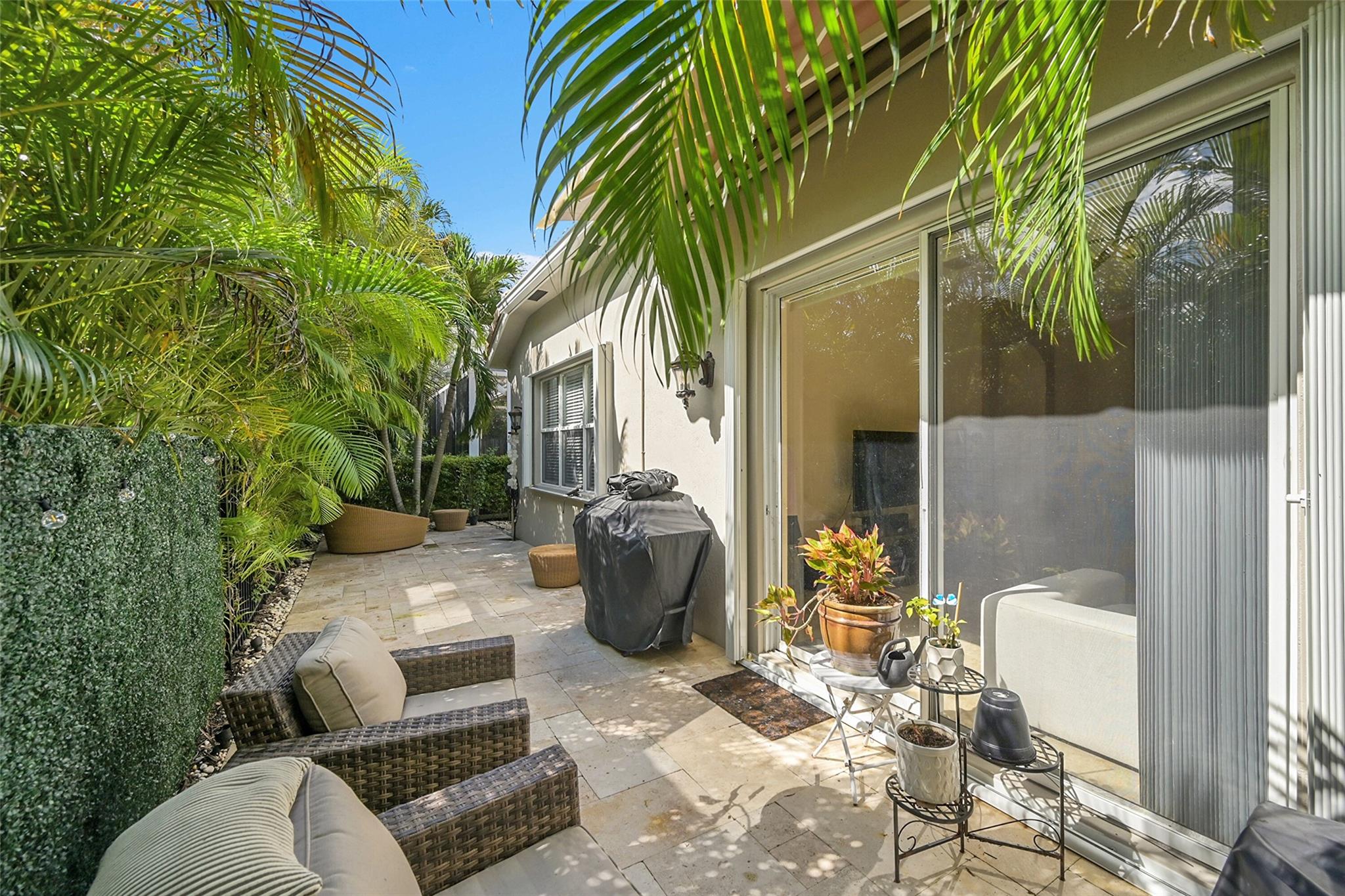 KNOLLWOOD - Residential