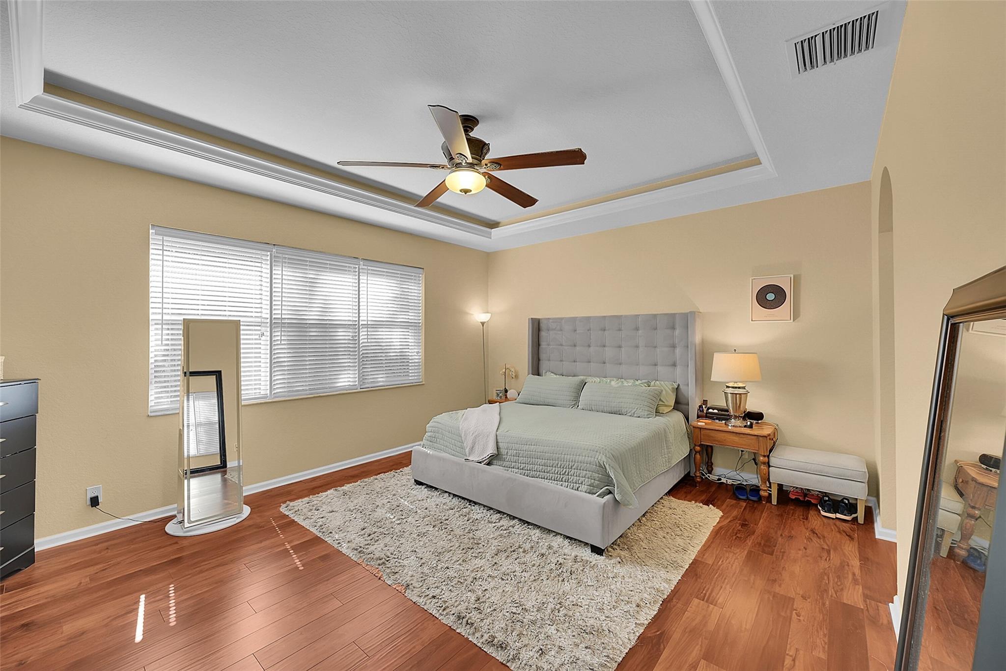 KNOLLWOOD - Residential