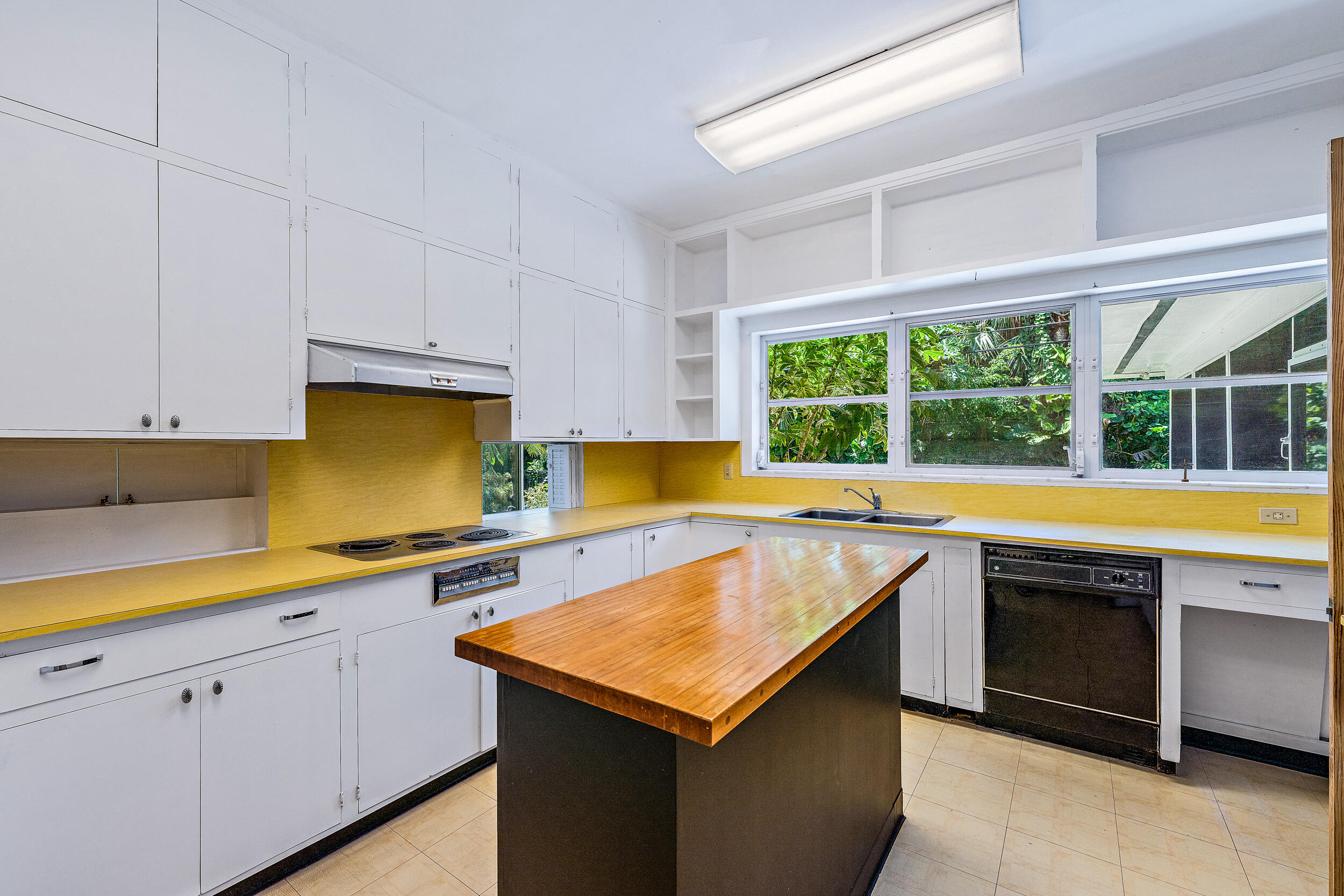 BAHAMA ADDITION - Residential