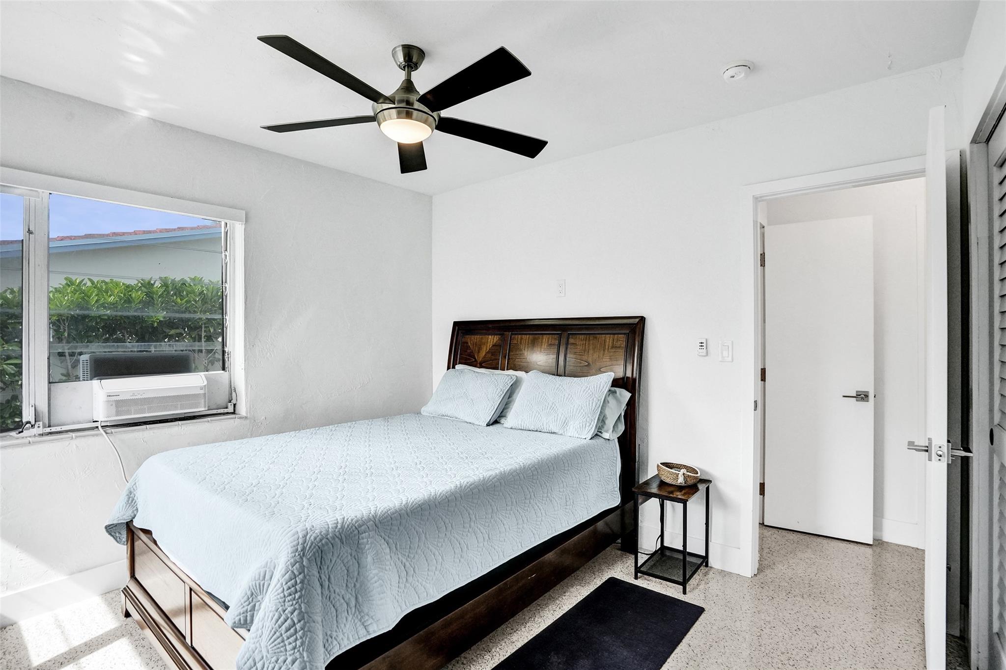 SILVER SHORES UNIT - Residential Lease