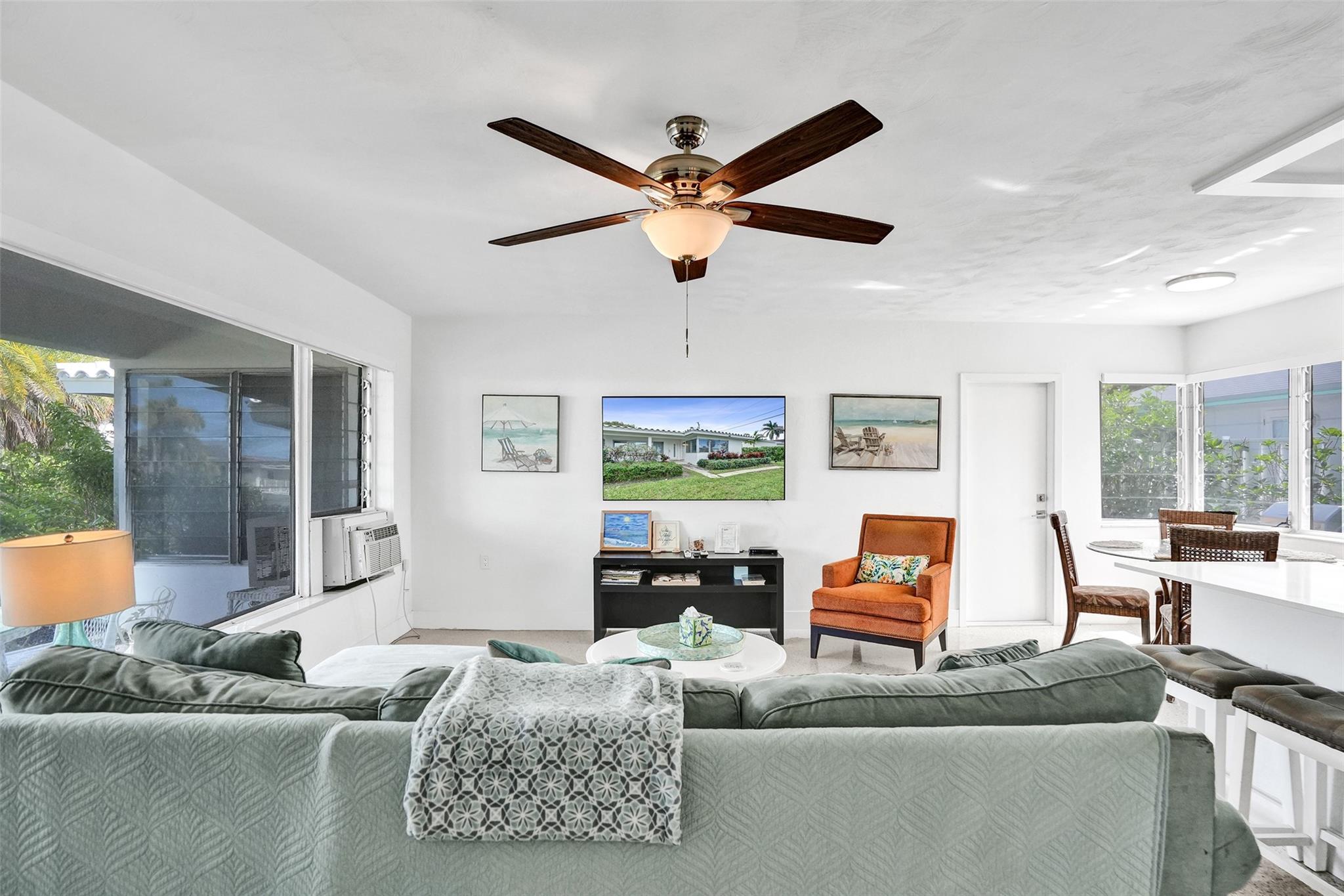 SILVER SHORES UNIT - Residential Lease