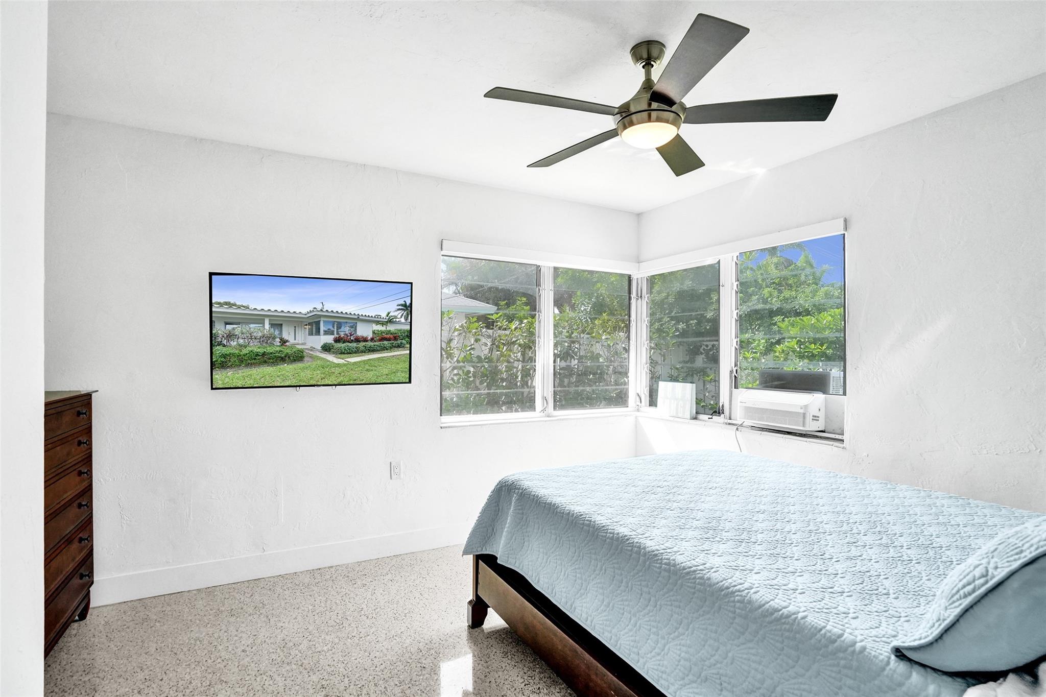 SILVER SHORES UNIT - Residential Lease