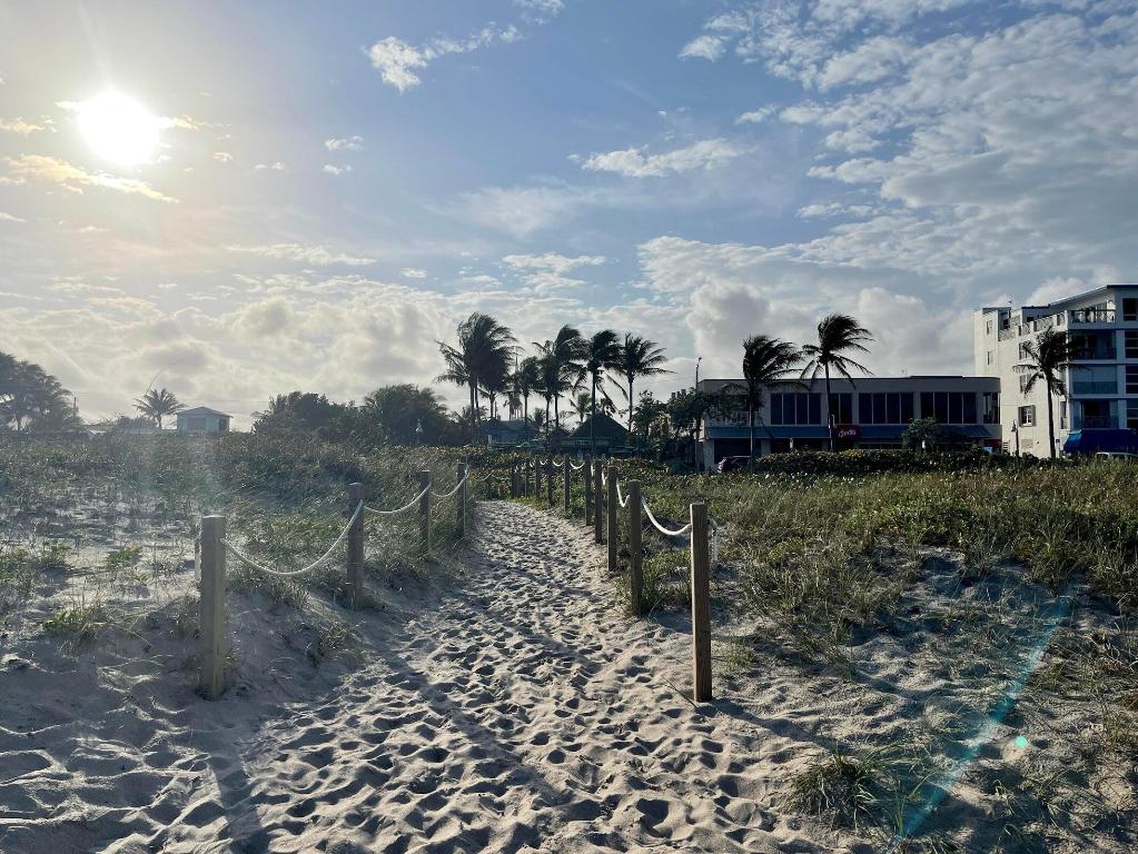 111 FIRST DELRAY CONDO - Residential Lease