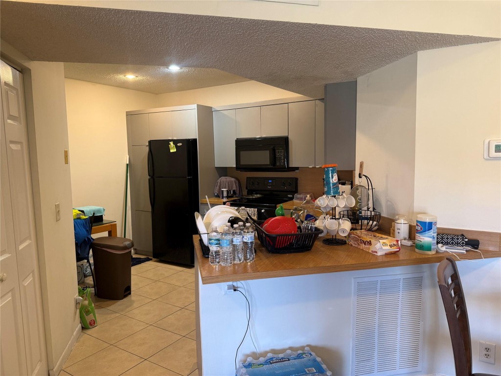 EDGEWATER - Residential