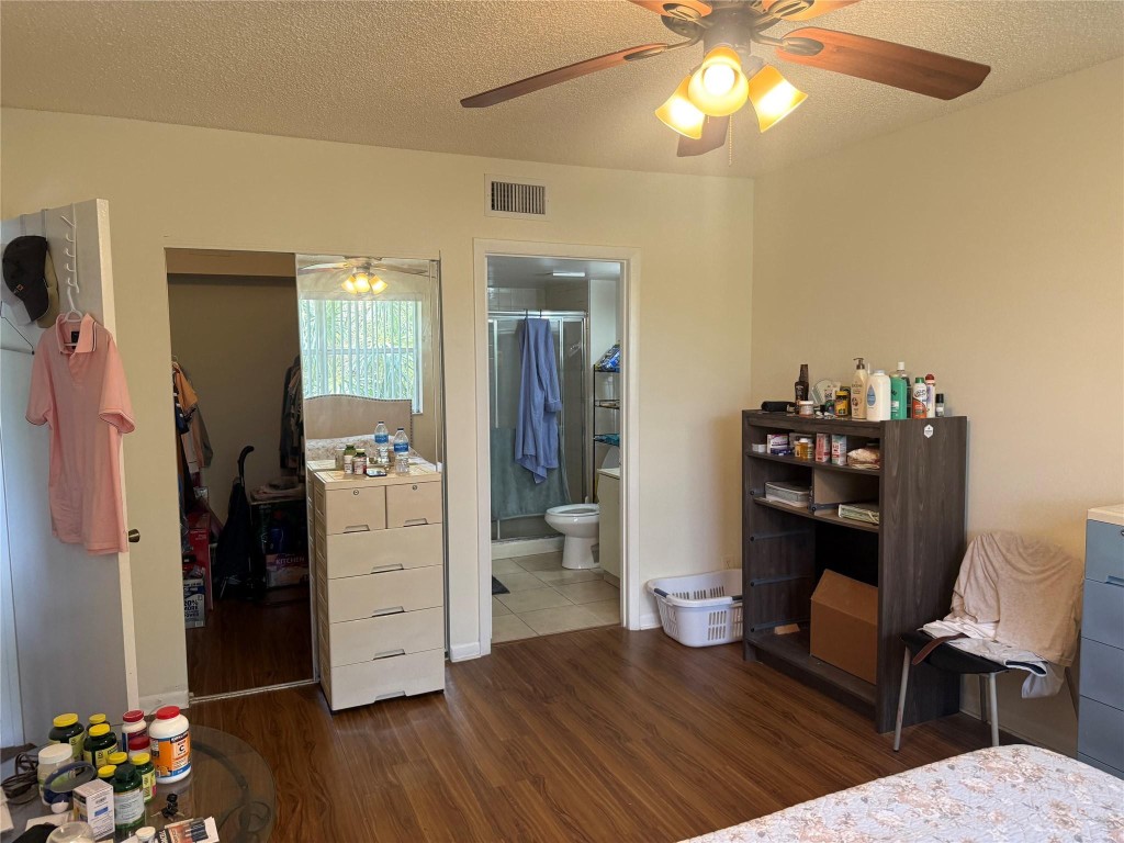 EDGEWATER - Residential