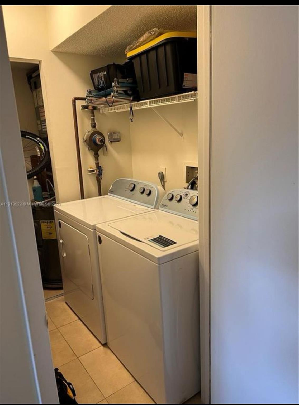 EDGEWATER - Residential