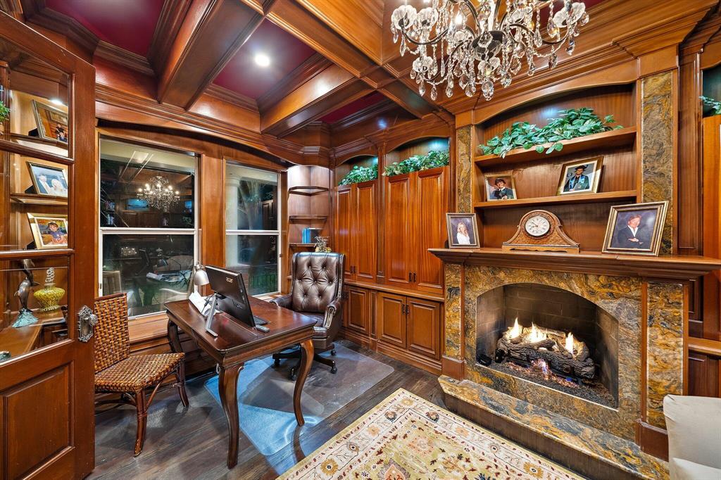 PALM CITY FARMS - Residential