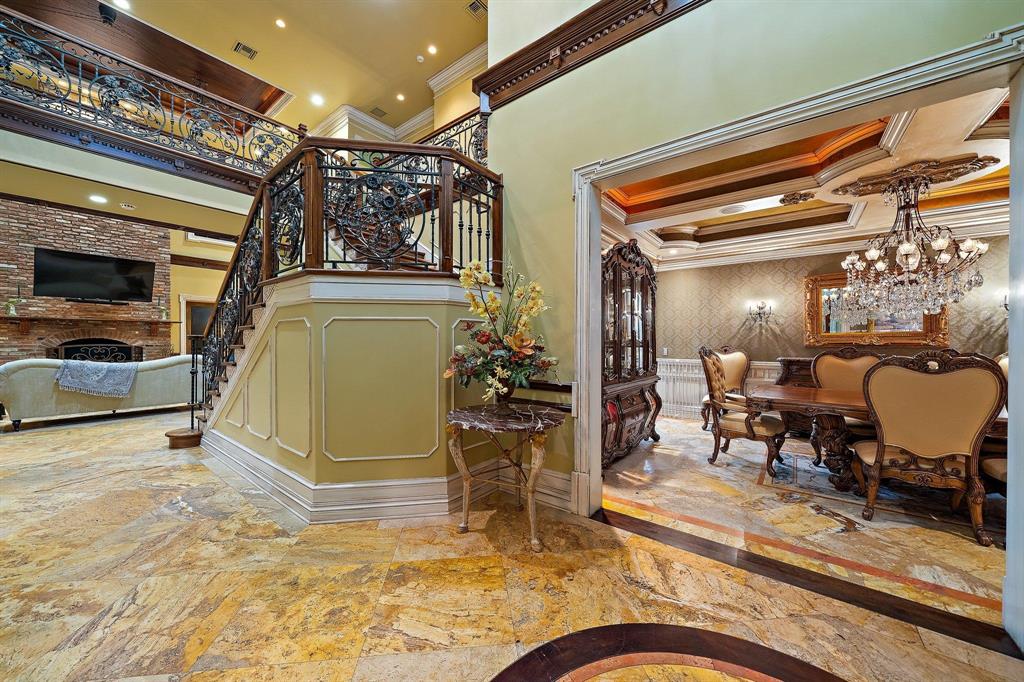 PALM CITY FARMS - Residential