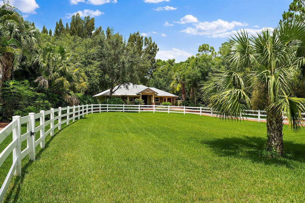 PALM CITY FARMS - Residential