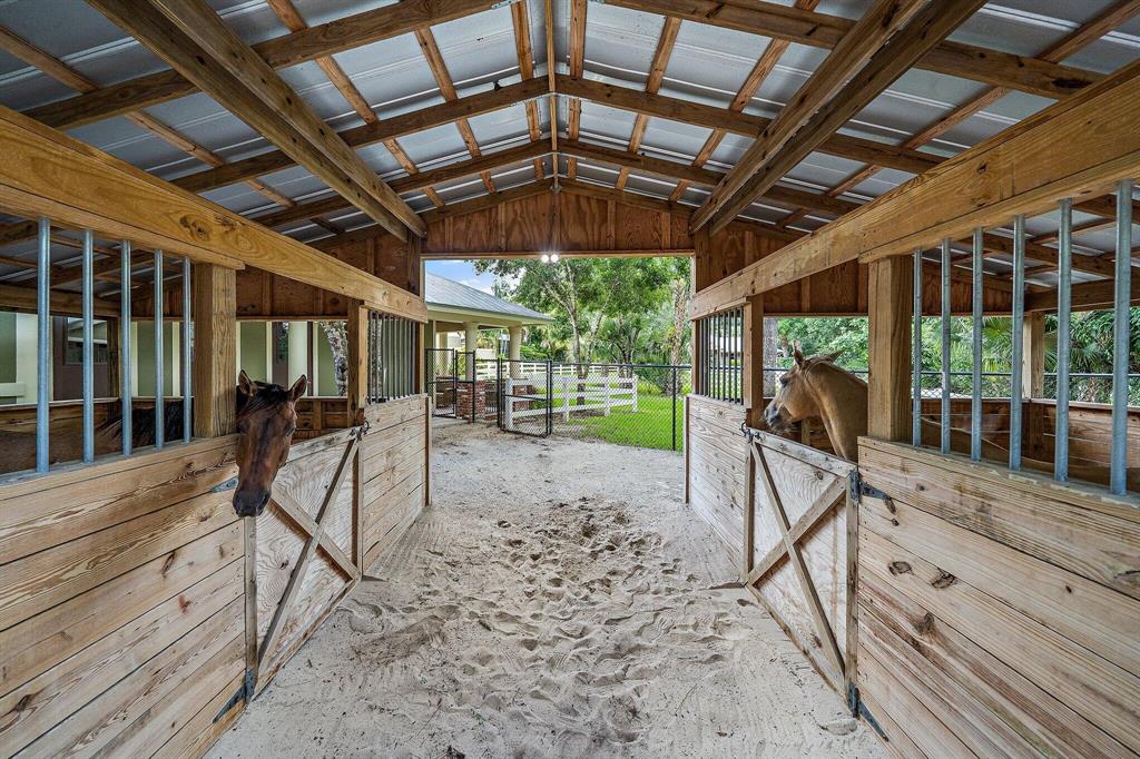 PALM CITY FARMS - Residential