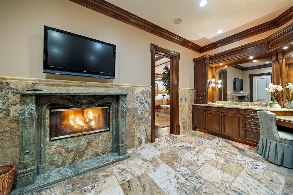 PALM CITY FARMS - Residential