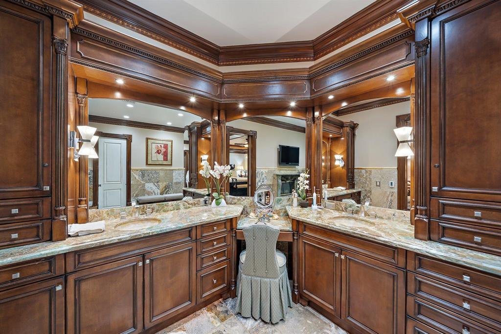 PALM CITY FARMS - Residential