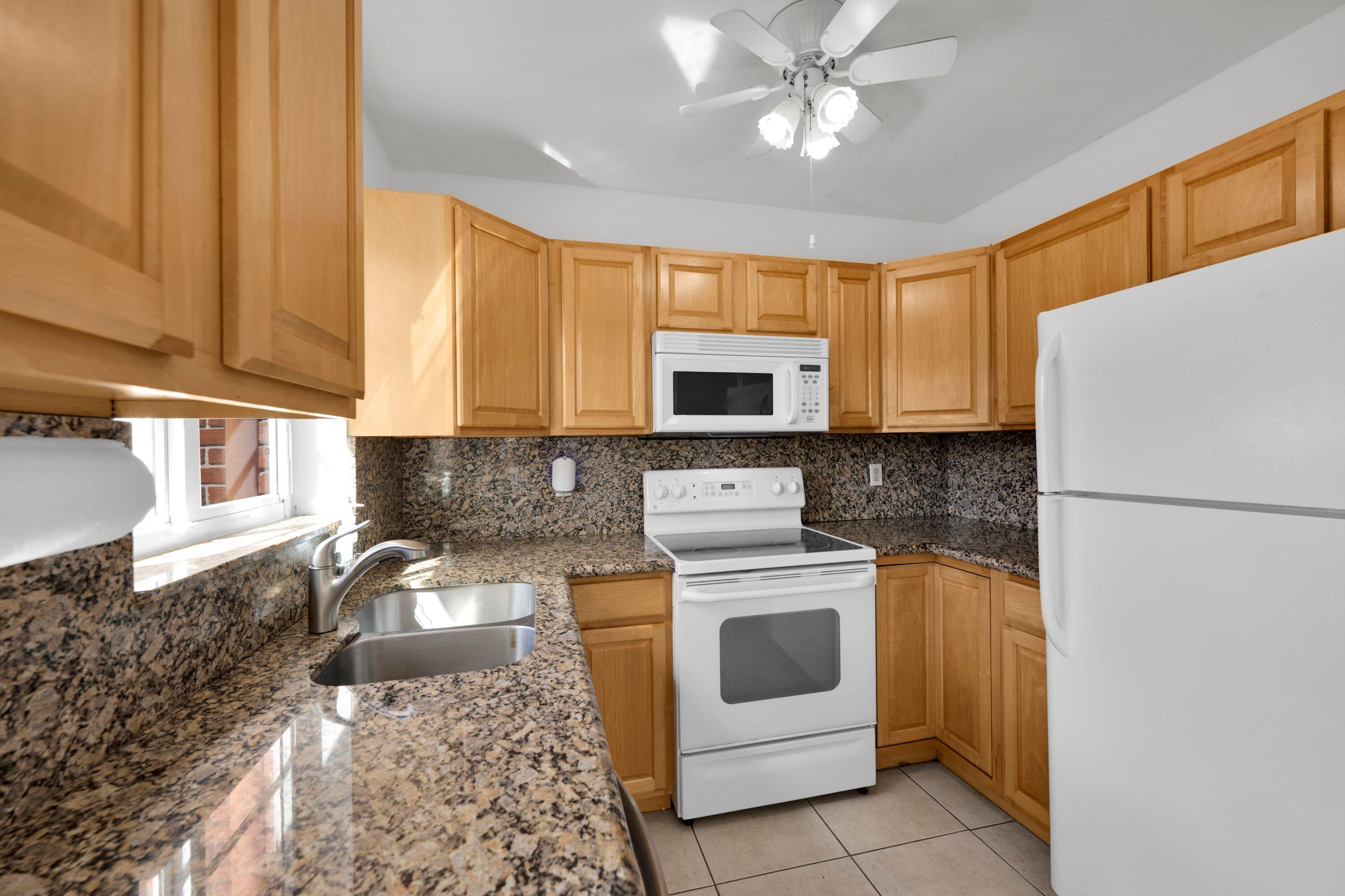 MANOR GROVE VILLAGE THREE CONDO - Residential