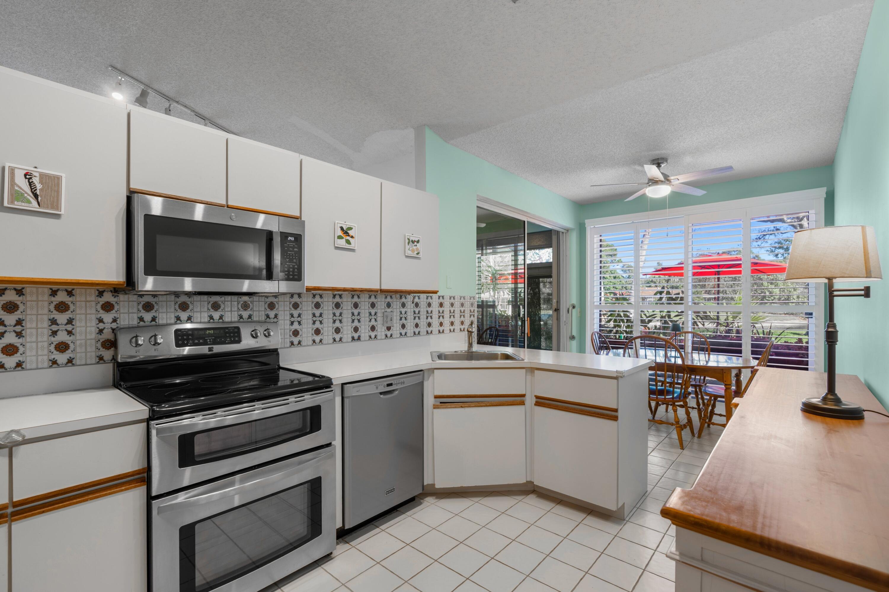 Manor Forest Place - Residential