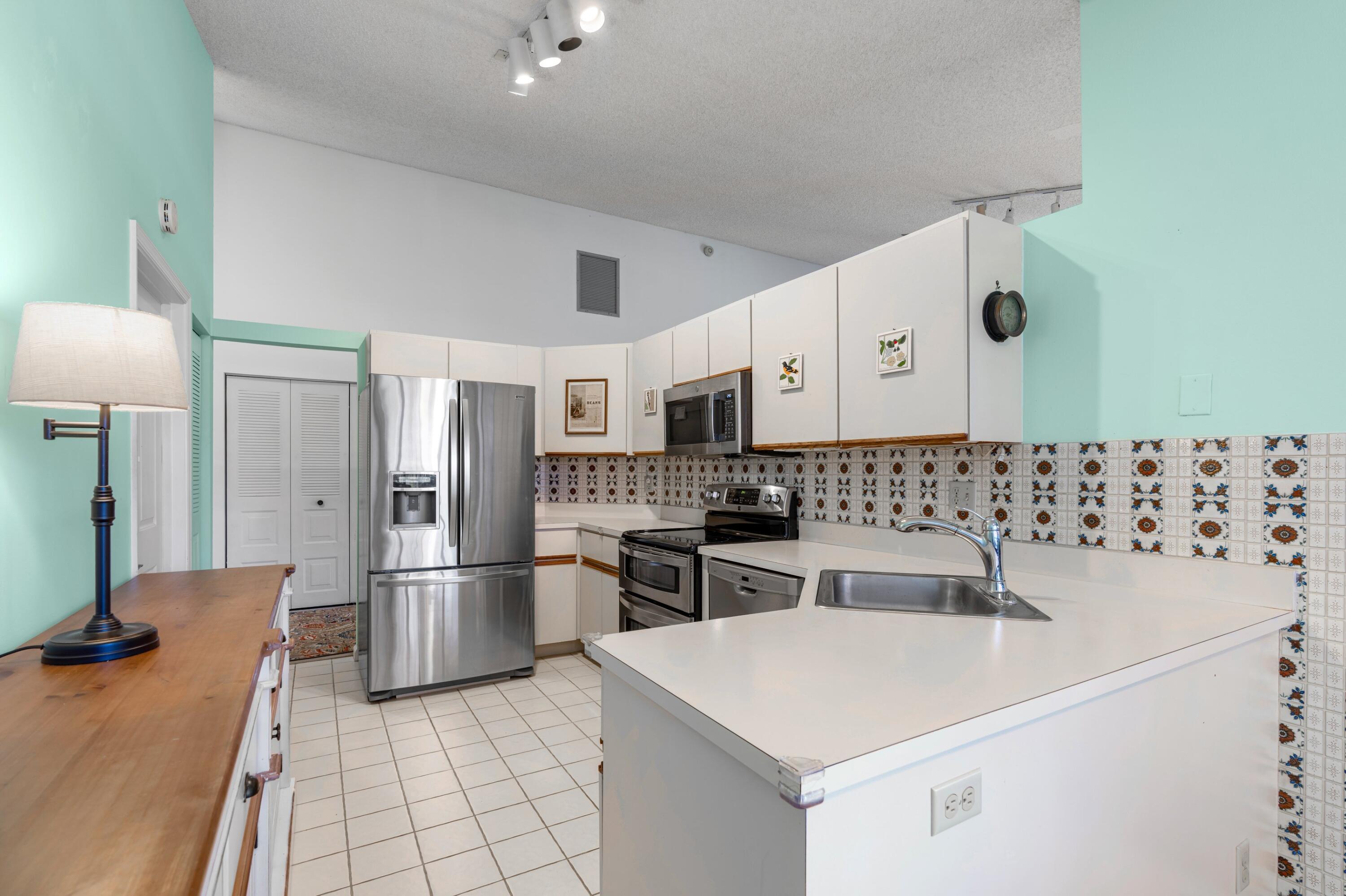 Manor Forest Place - Residential