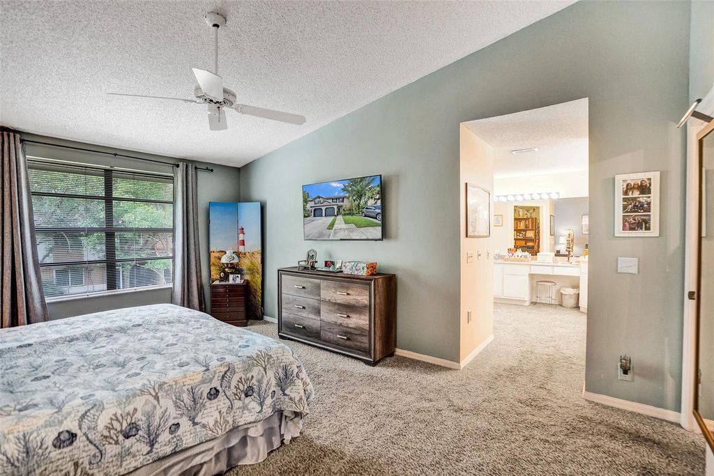 Photo of 9117 Vineyard Lake Drive, Plantation, FL 33324 (MLS # F10514308)