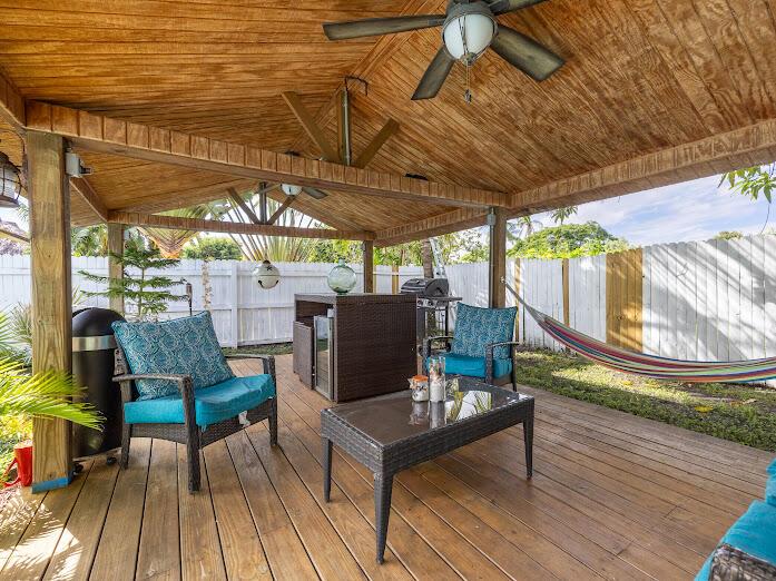 PALM SPRINGS VILLAGE 2 - Residential