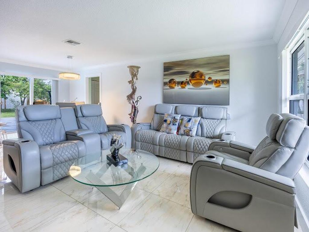 Photo of 253 Davis Road, Palm Springs, FL 33461 (MLS # R11136045)