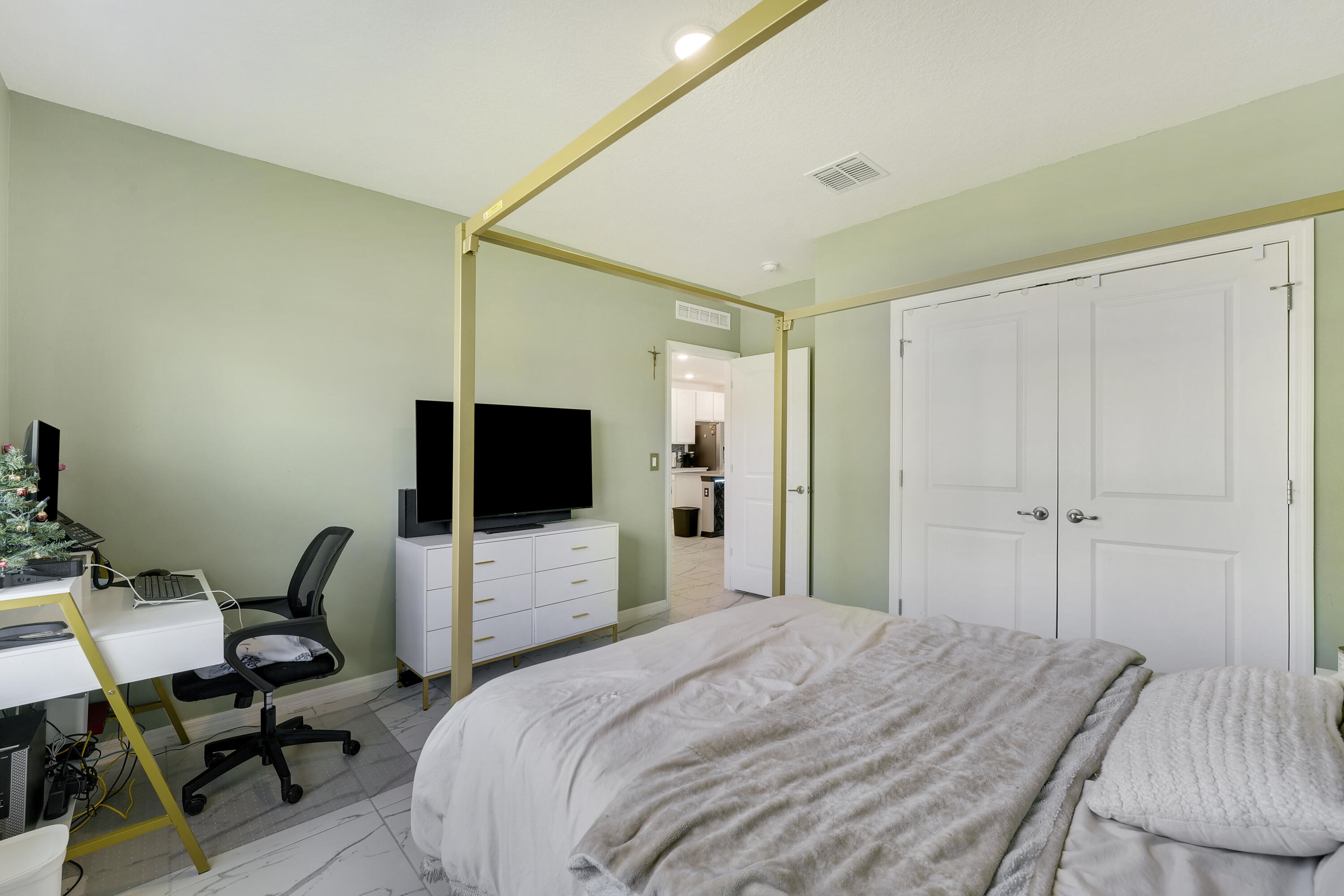 PORT ST LUCIE SECTION 21 - Residential