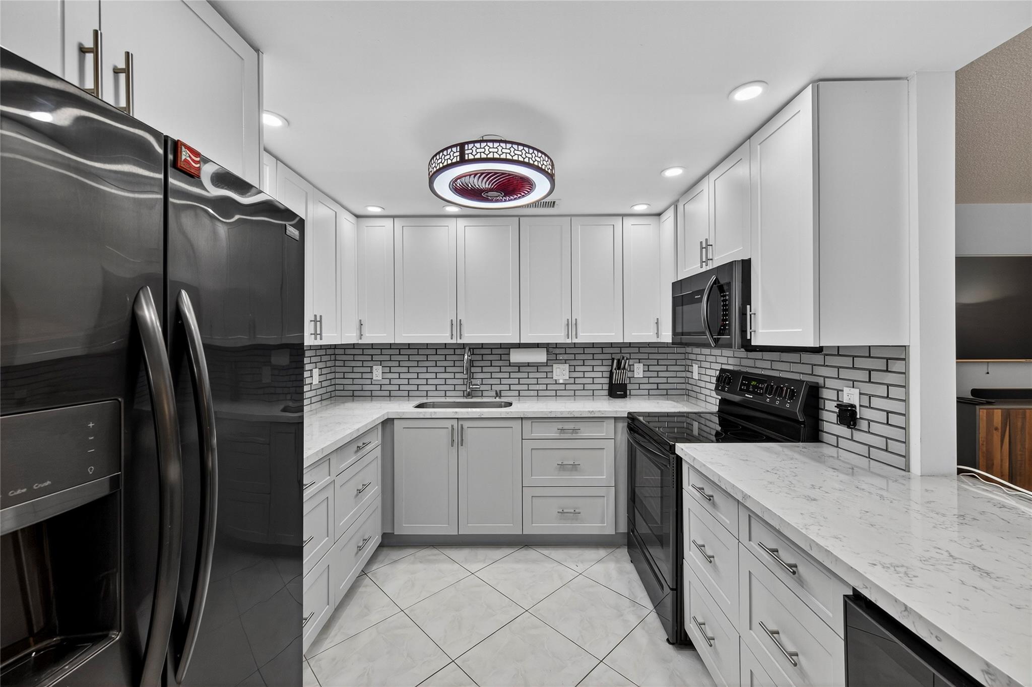 WYNMOOR-BERMUDA - Residential