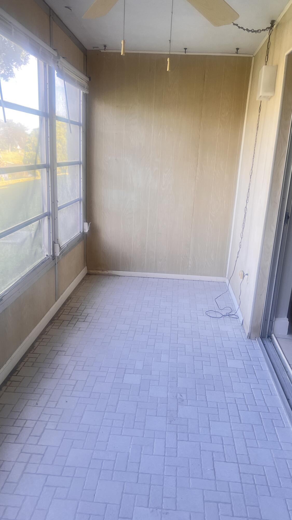 ORIOLE GARDENS 34 CONDO - Residential