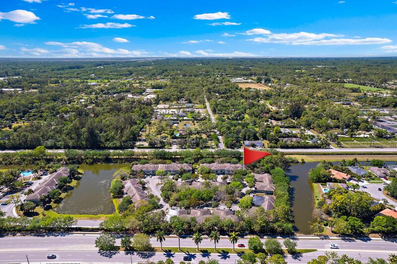 250 Crestwood Circle 208