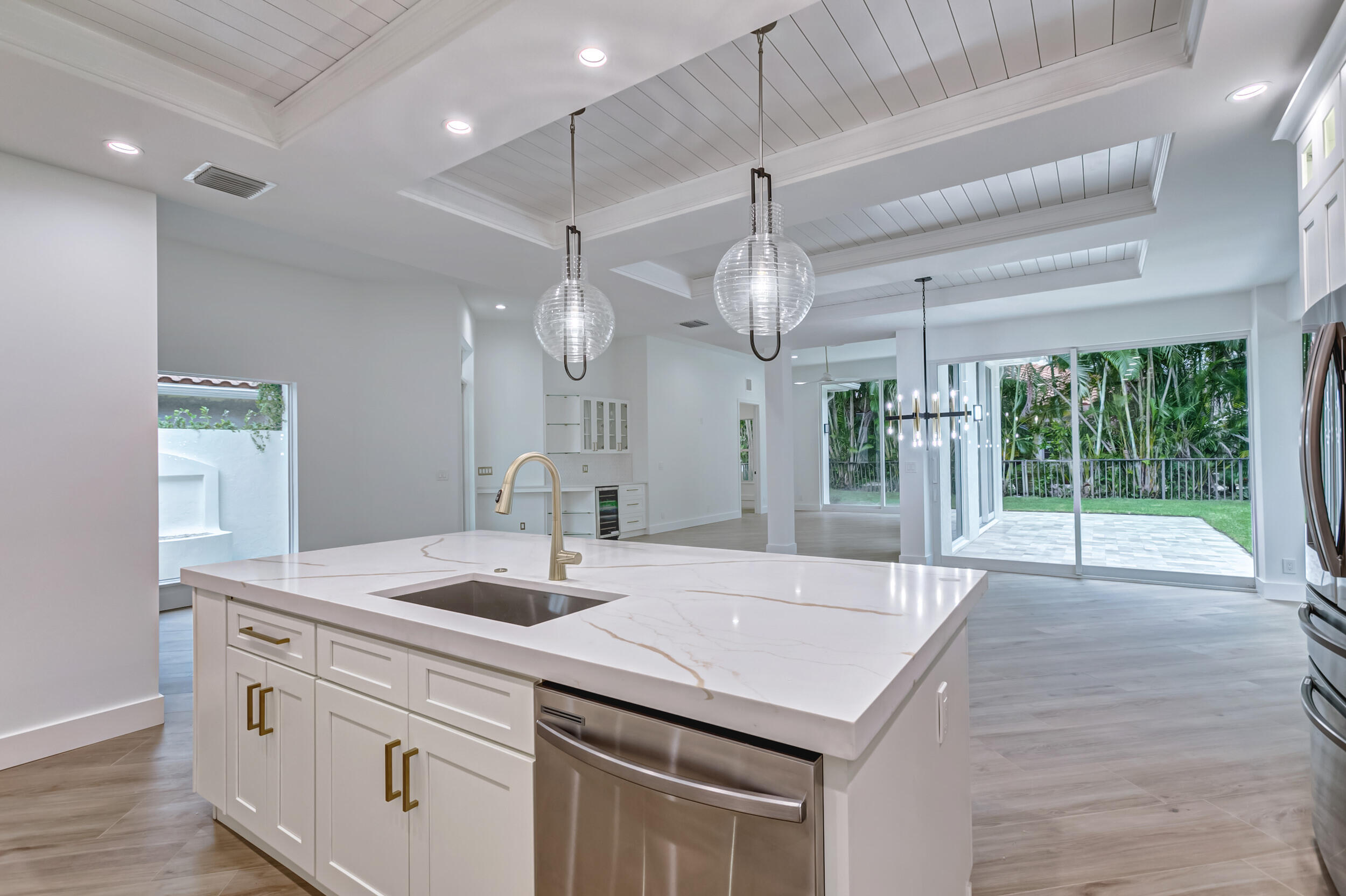 REGENTS PLACE - Residential