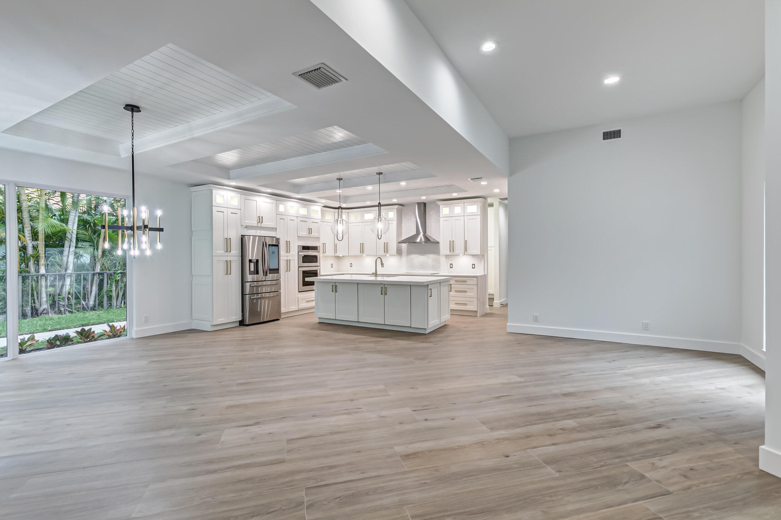 REGENTS PLACE - Residential