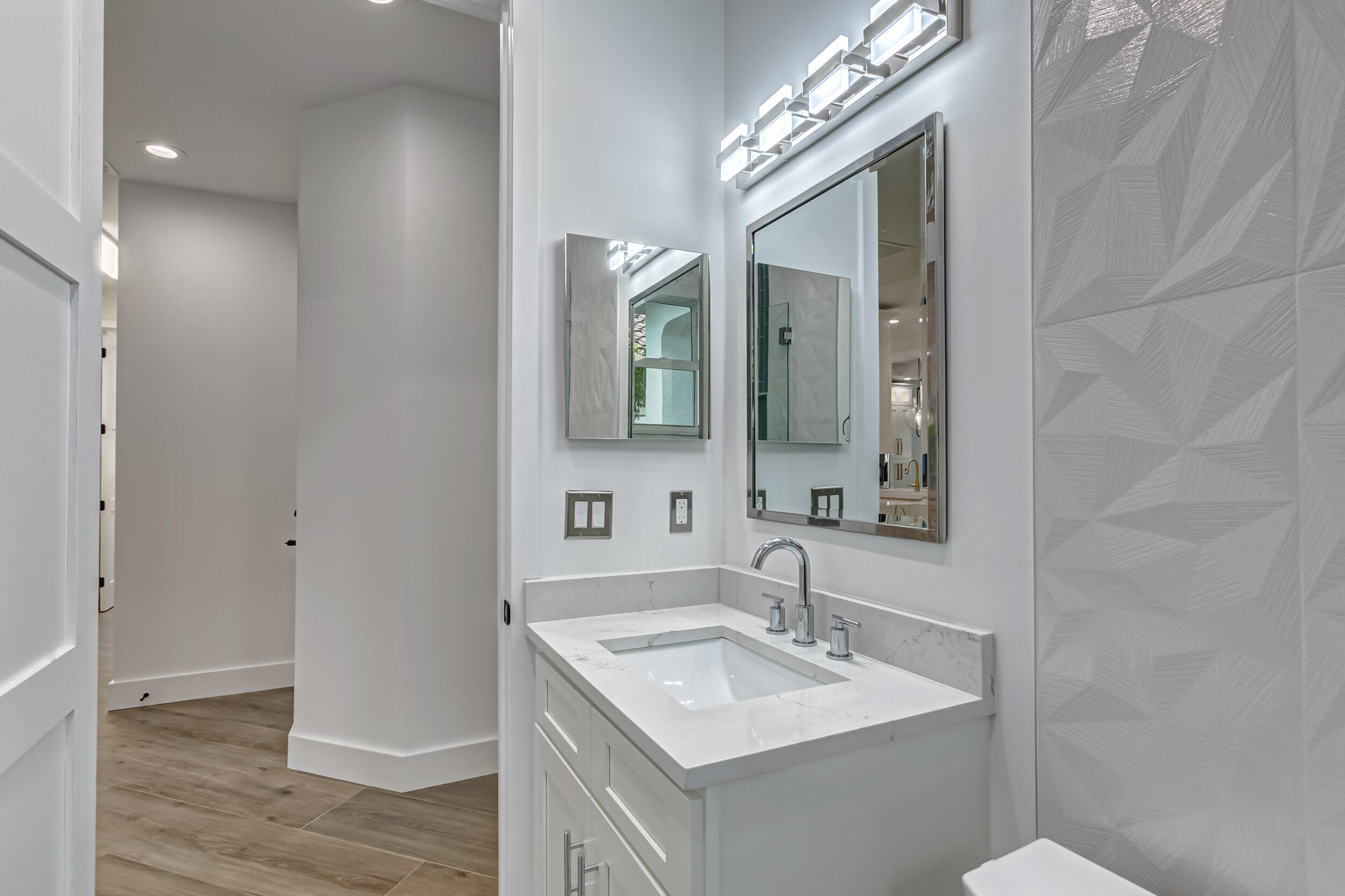 REGENTS PLACE - Residential