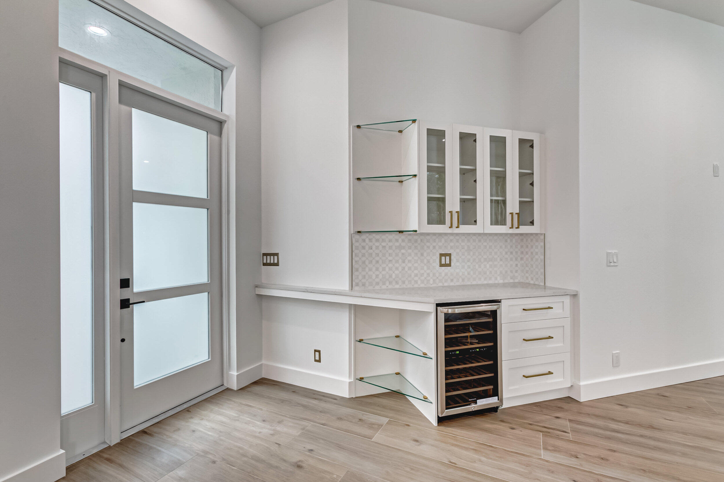 REGENTS PLACE - Residential