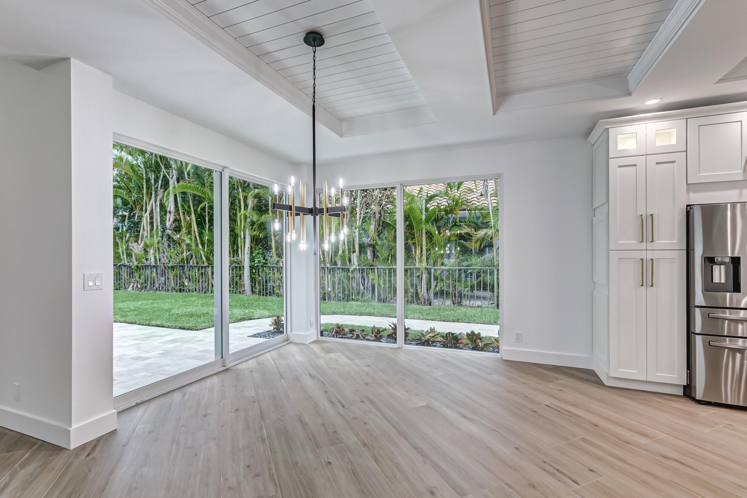 REGENTS PLACE - Residential