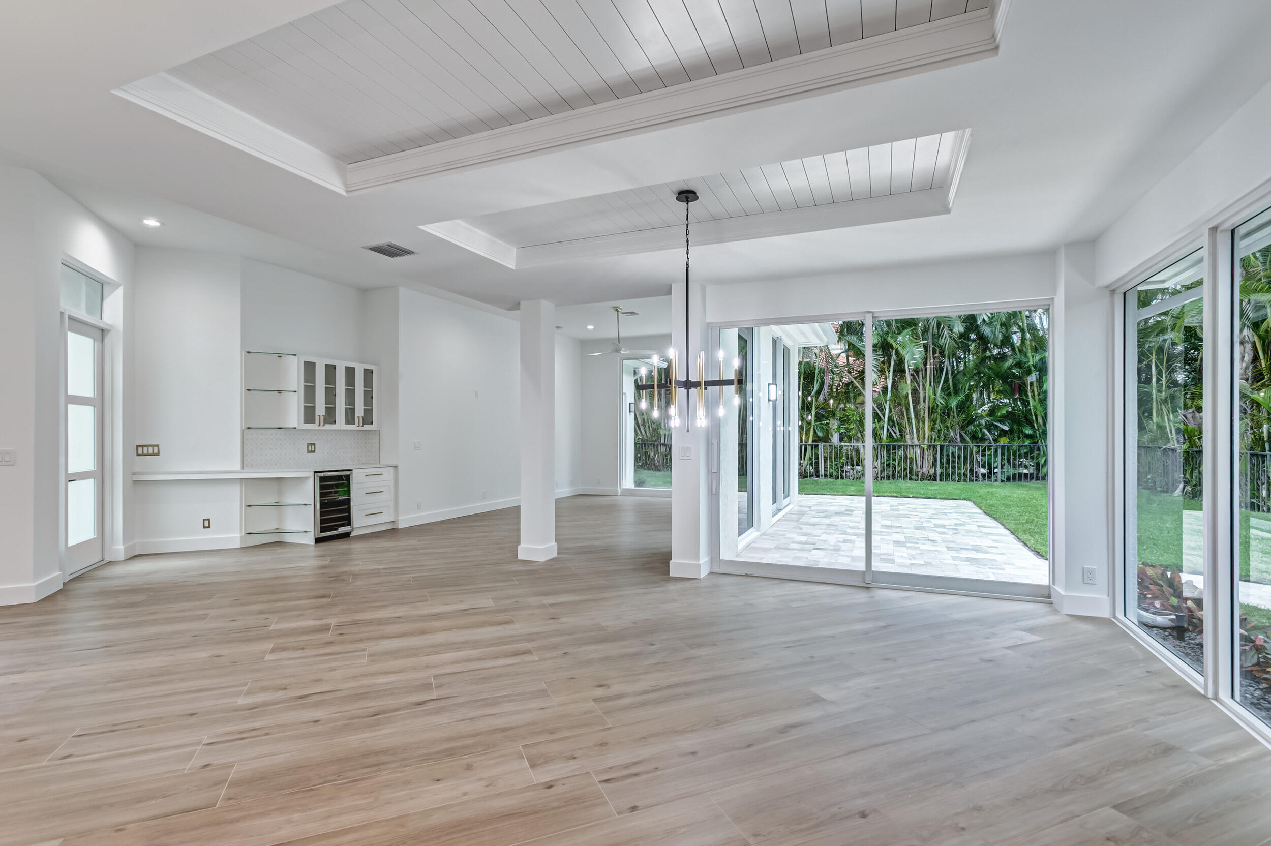 REGENTS PLACE - Residential