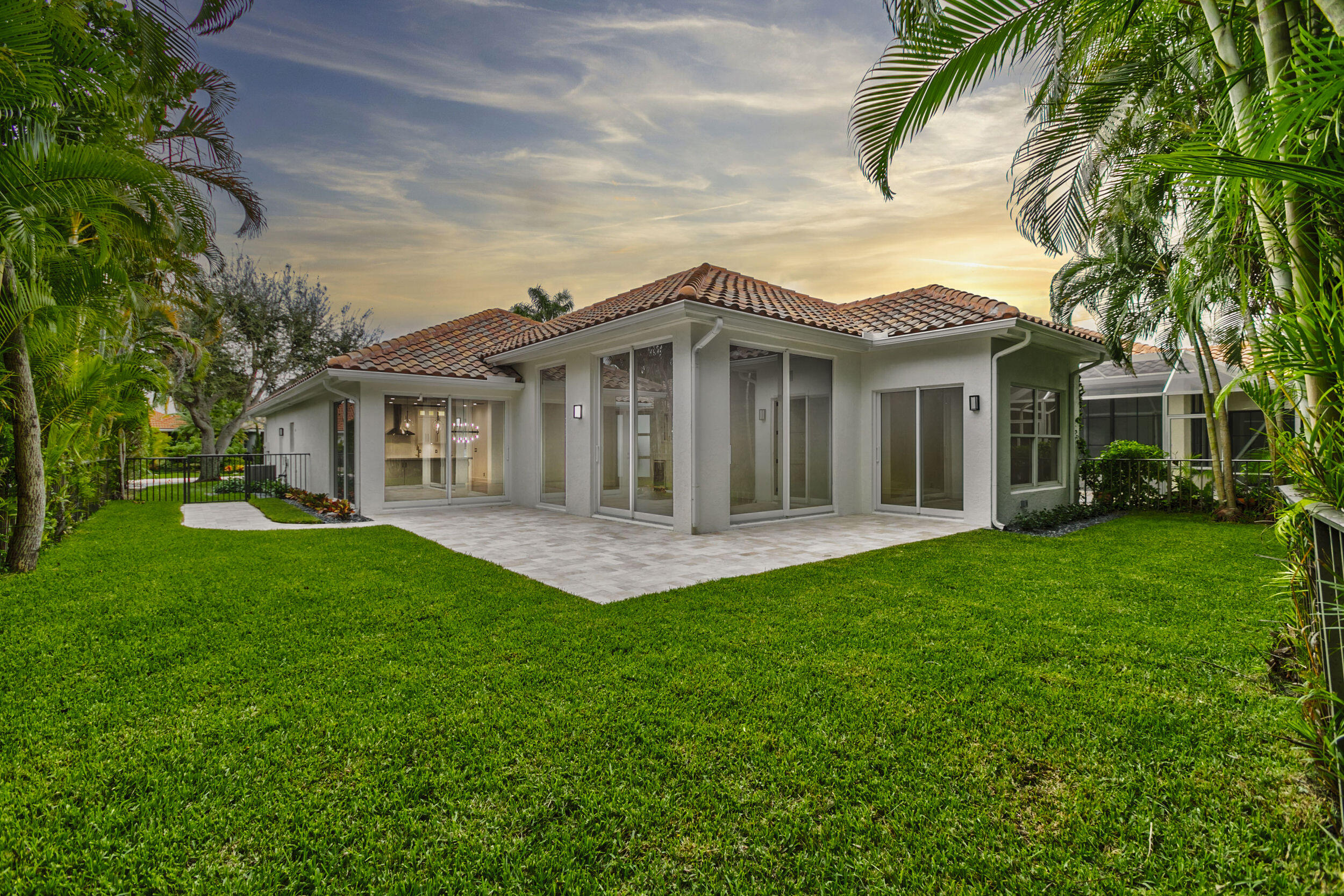 REGENTS PLACE - Residential