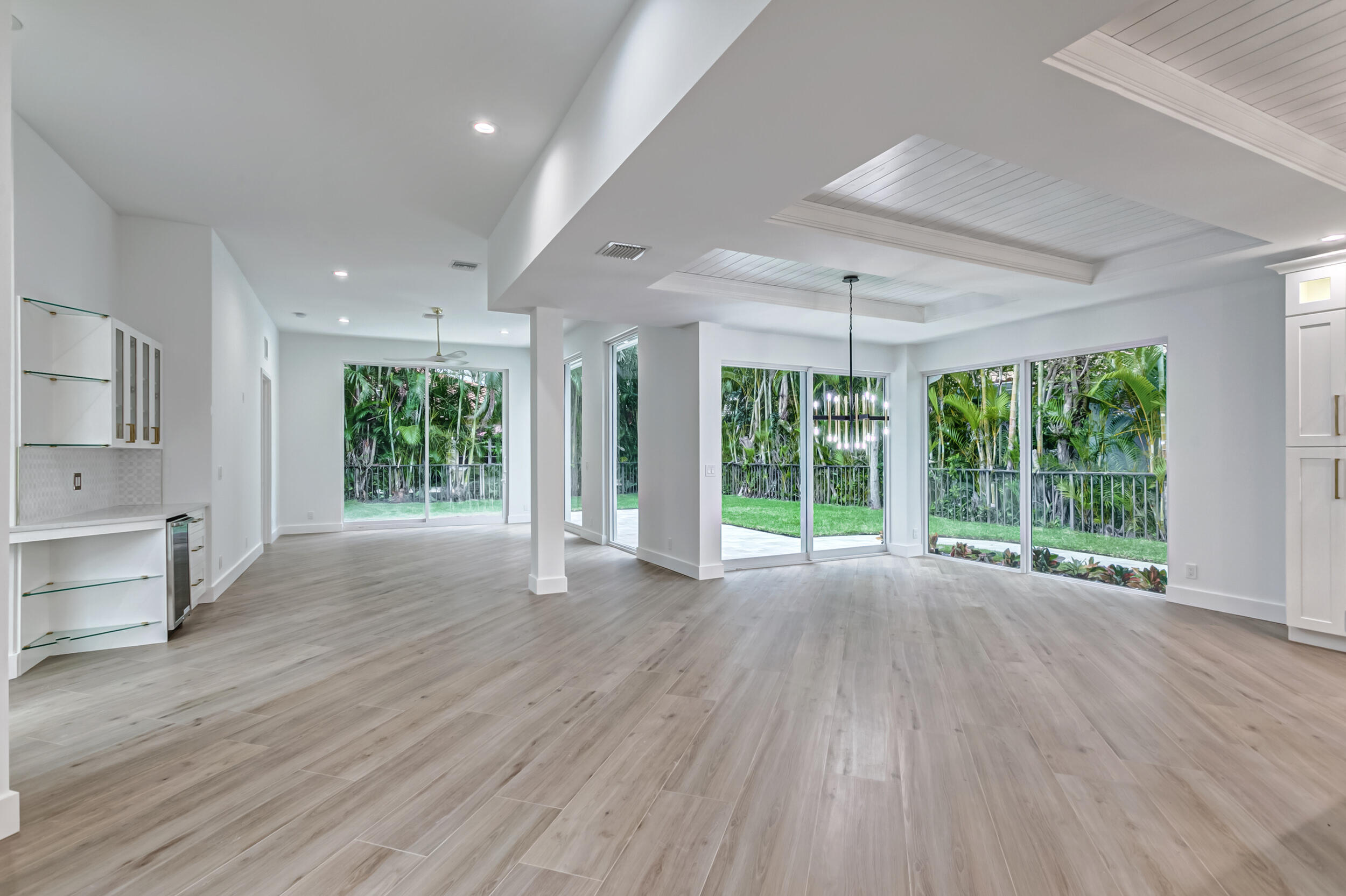 REGENTS PLACE - Residential