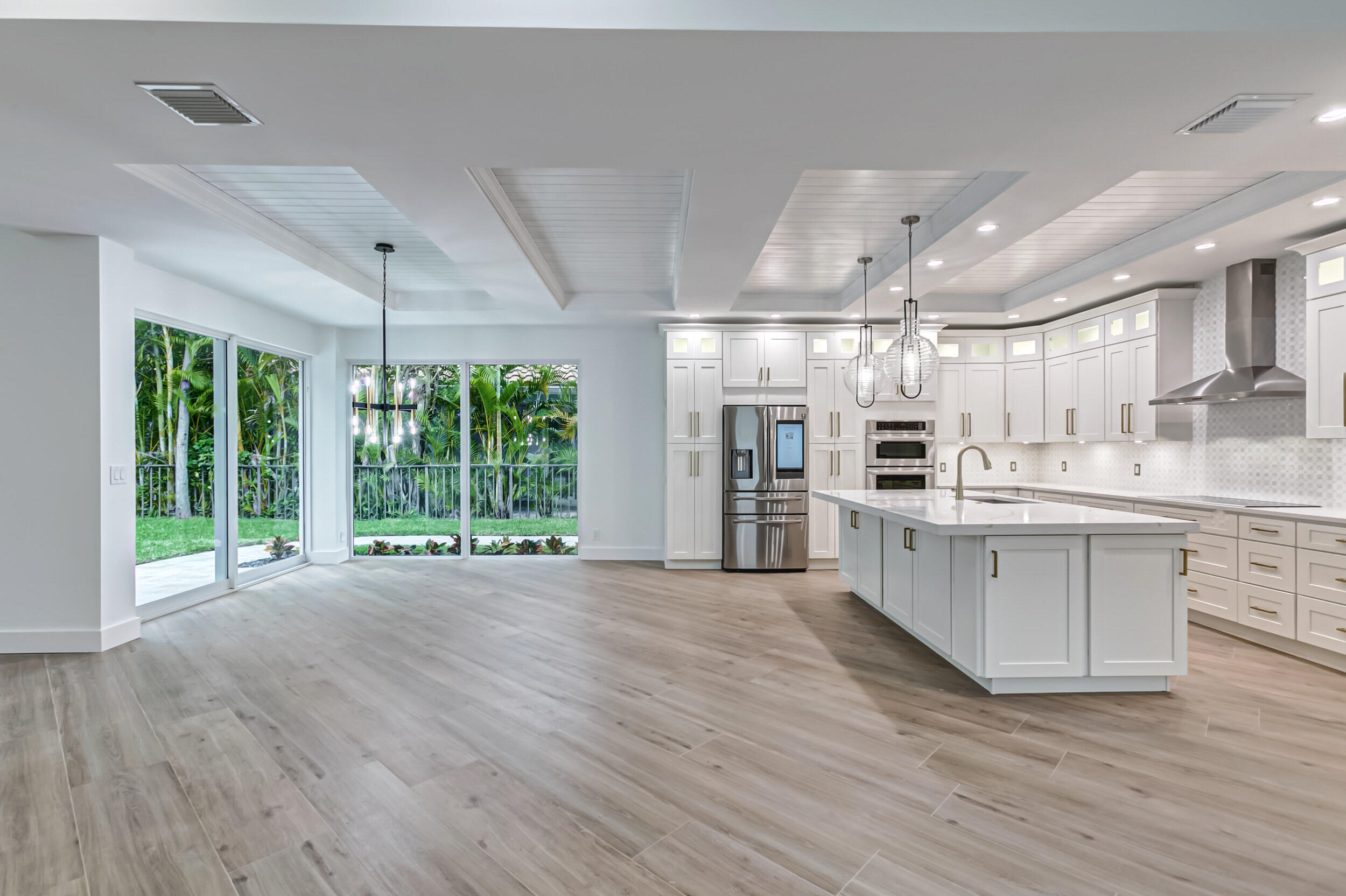 REGENTS PLACE - Residential