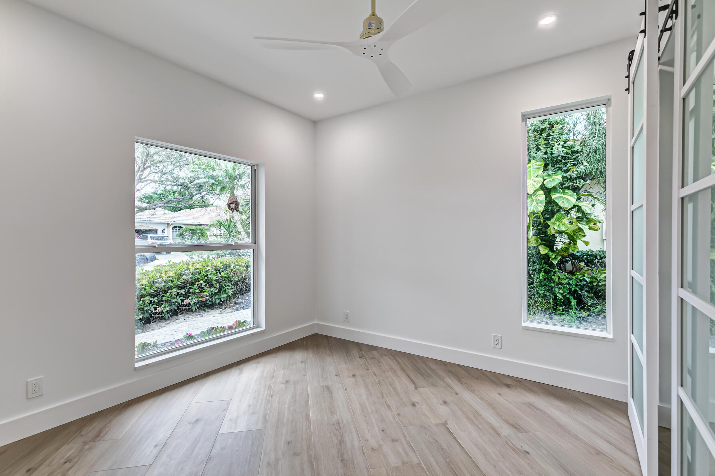 REGENTS PLACE - Residential