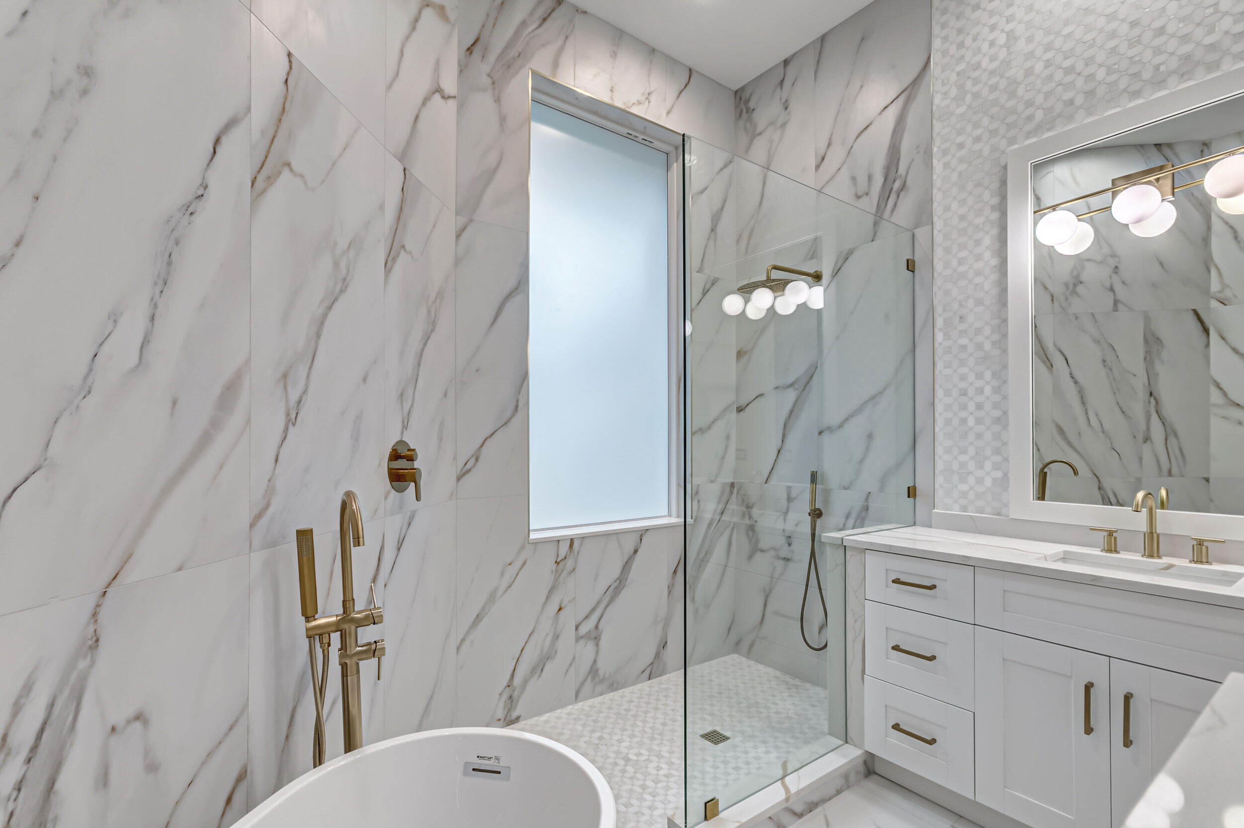 REGENTS PLACE - Residential