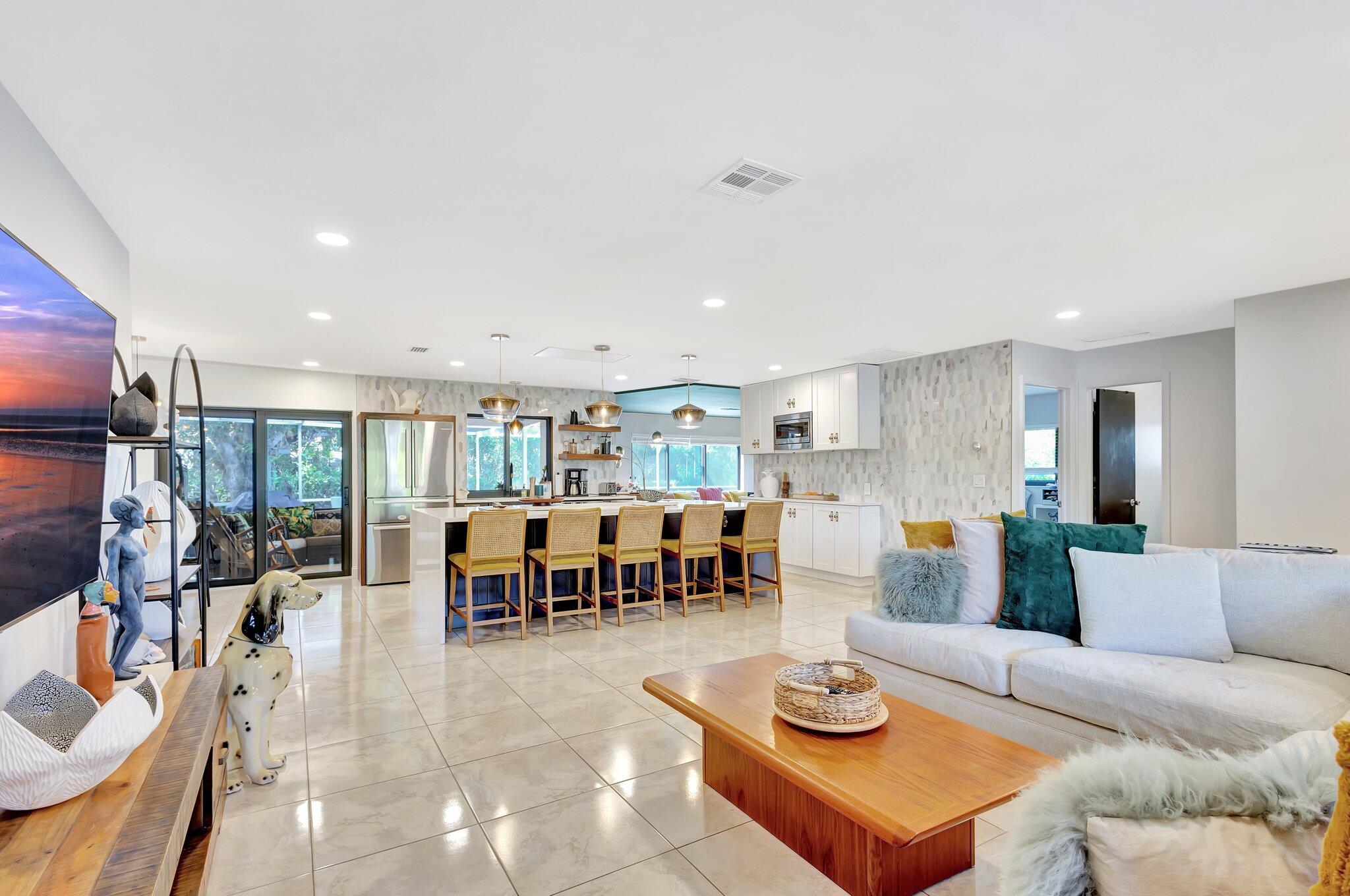 CROMWELL ESTATES - Residential Lease