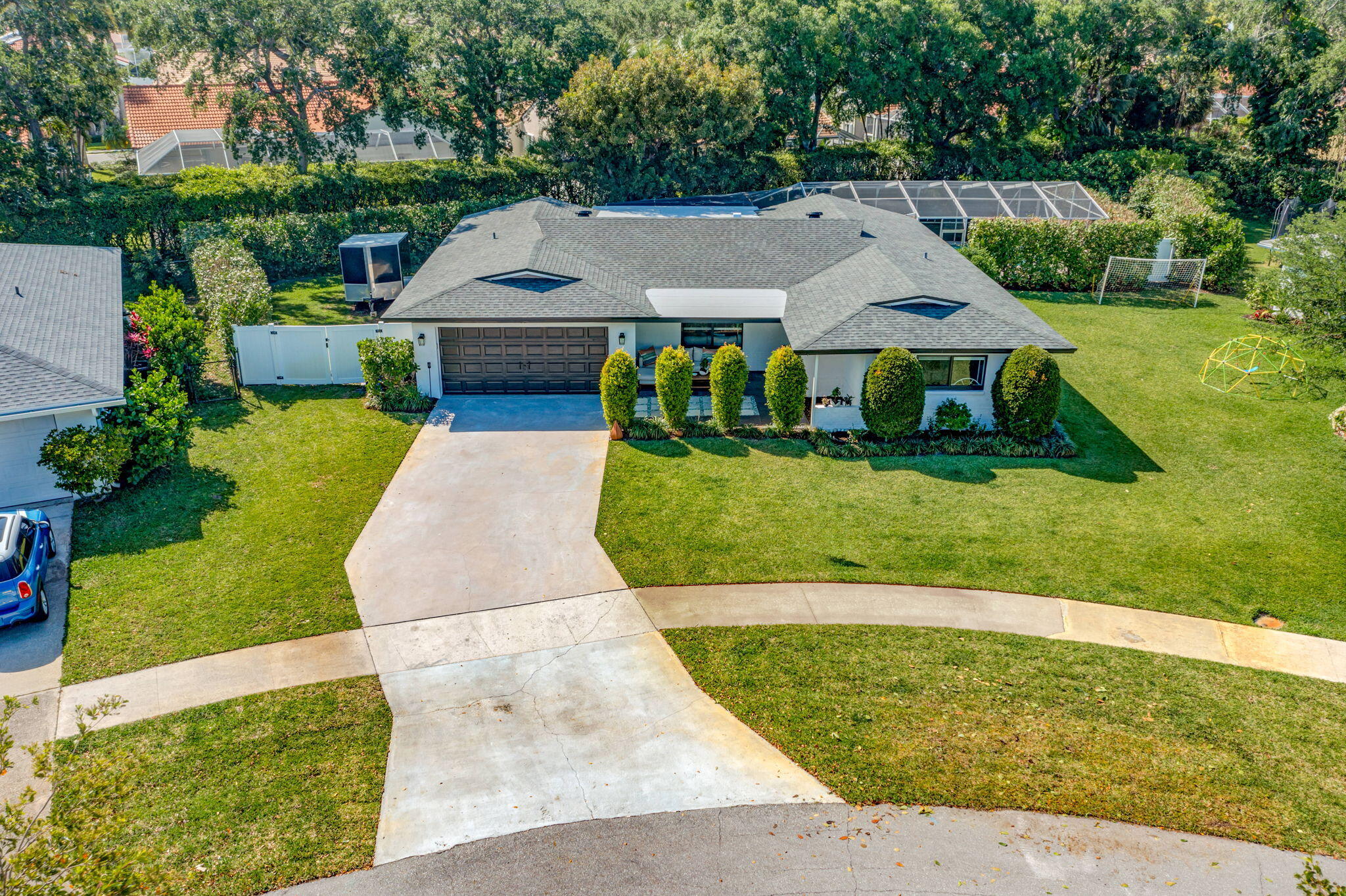 CROMWELL ESTATES - Residential Lease