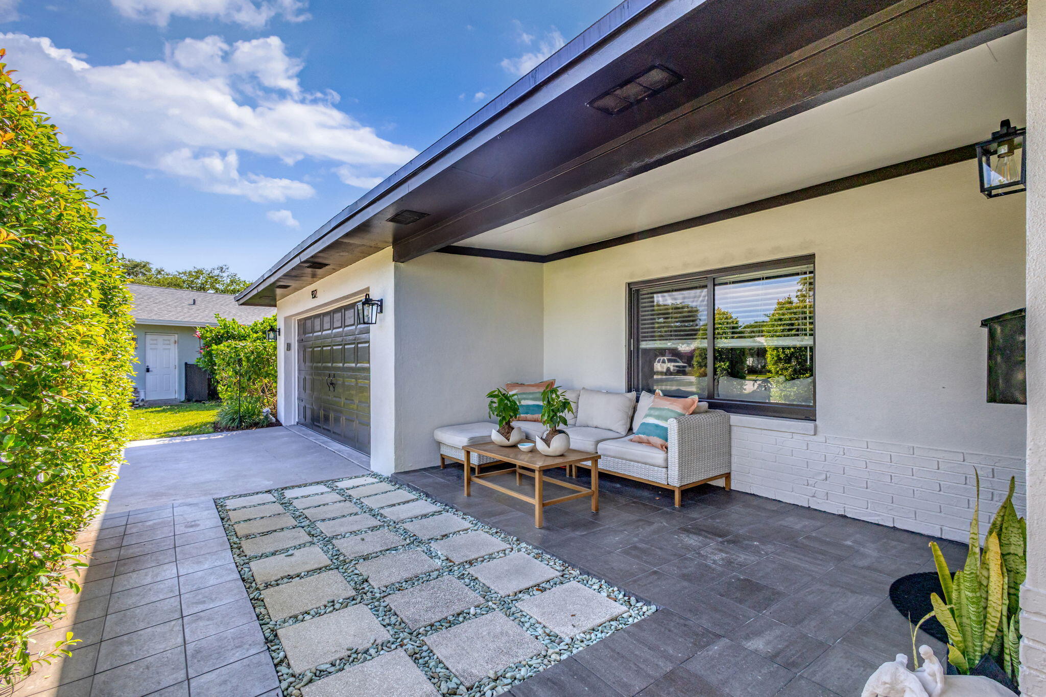 CROMWELL ESTATES - Residential Lease